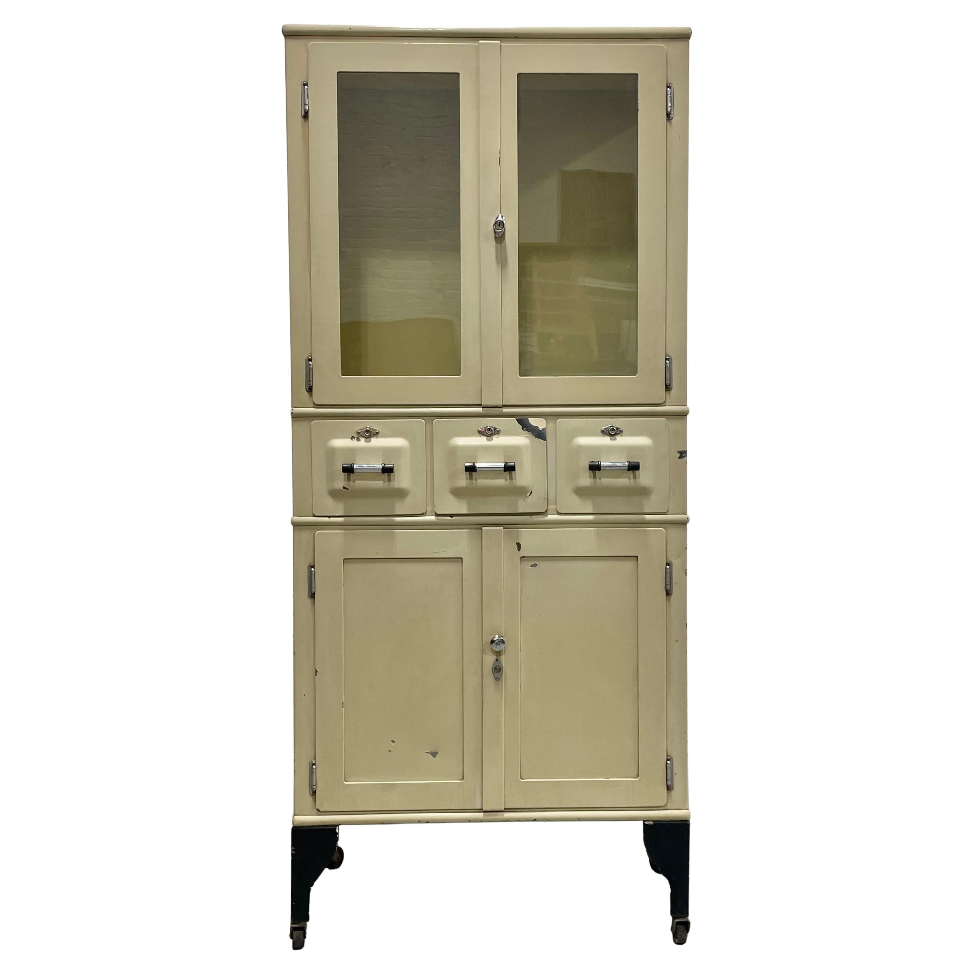 Vintage ART DECO Industrial METAL Medizinischer Schrank auf Rollen, ca. 1930er Jahre