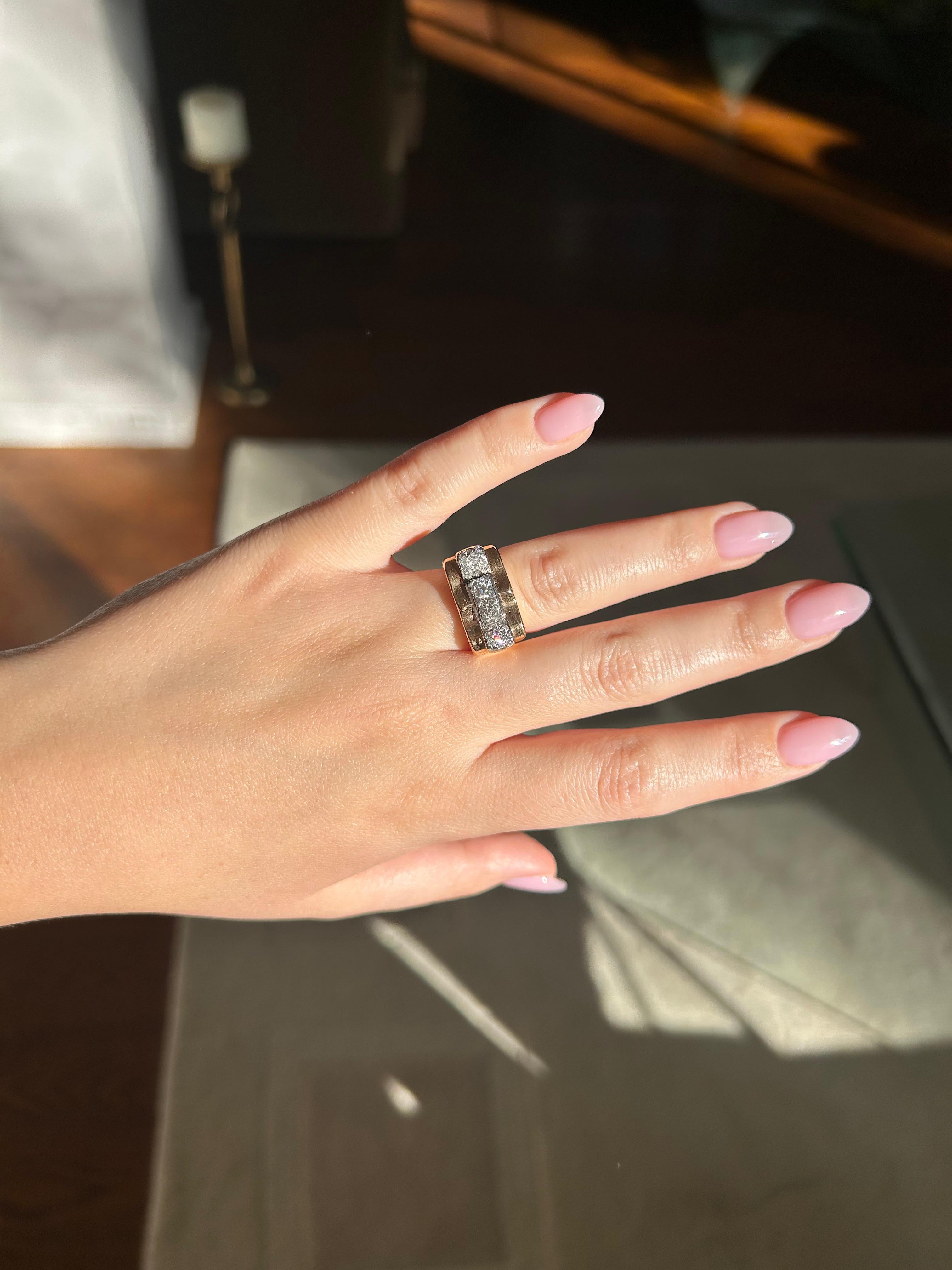 Bague Tank en or jaune 18K et platine 950 diamants inspirée de l'Art of Vintage en vente 3