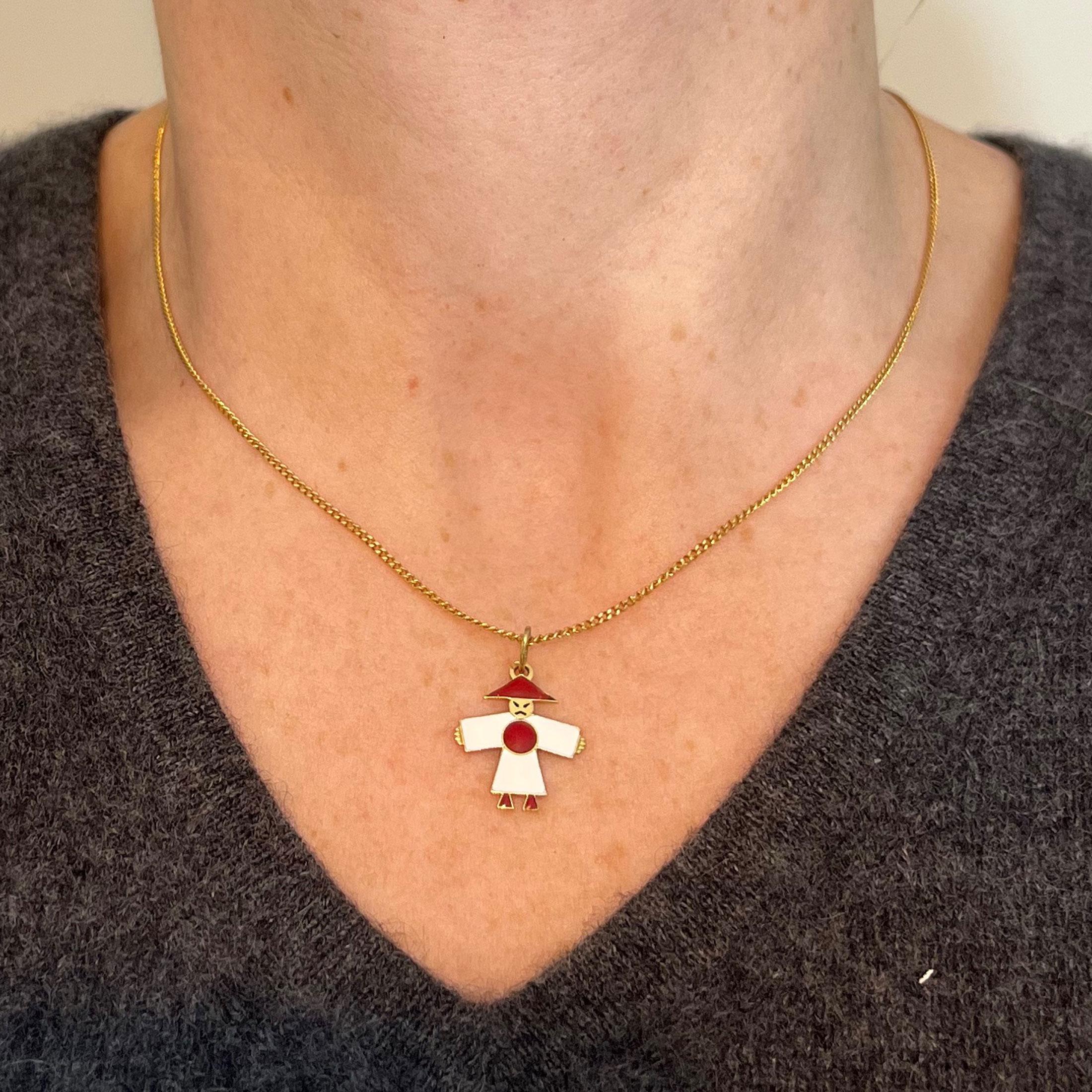 Women's or Men's Vintage Art Deco Japan Flag Kimono Figure Enamel 18K Yellow Gold Charm Pendant For Sale