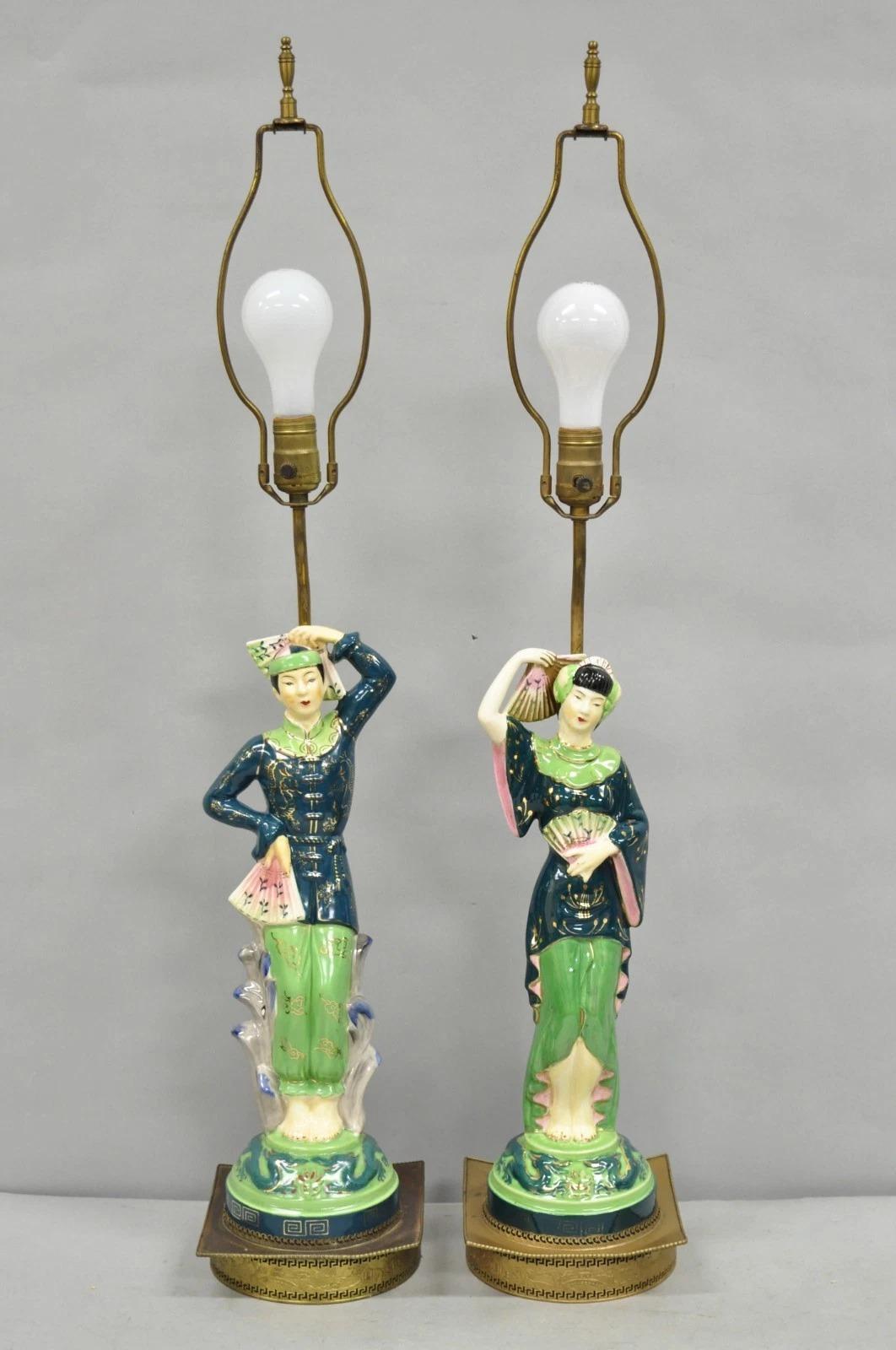Lampes de table vintage Art Deco japonaise figurative homme et femme en porcelaine Greene Green - Paire en vente 4