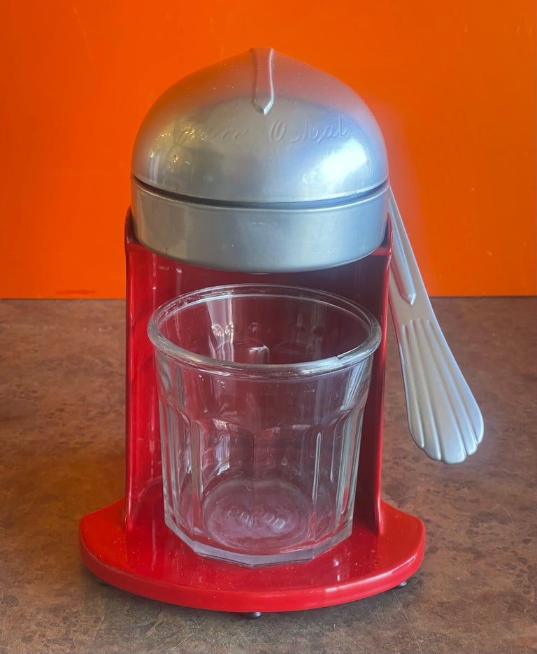 Vintage Art Deco "Juice O Mat" Juicer Machine by Rival Manufacturing at