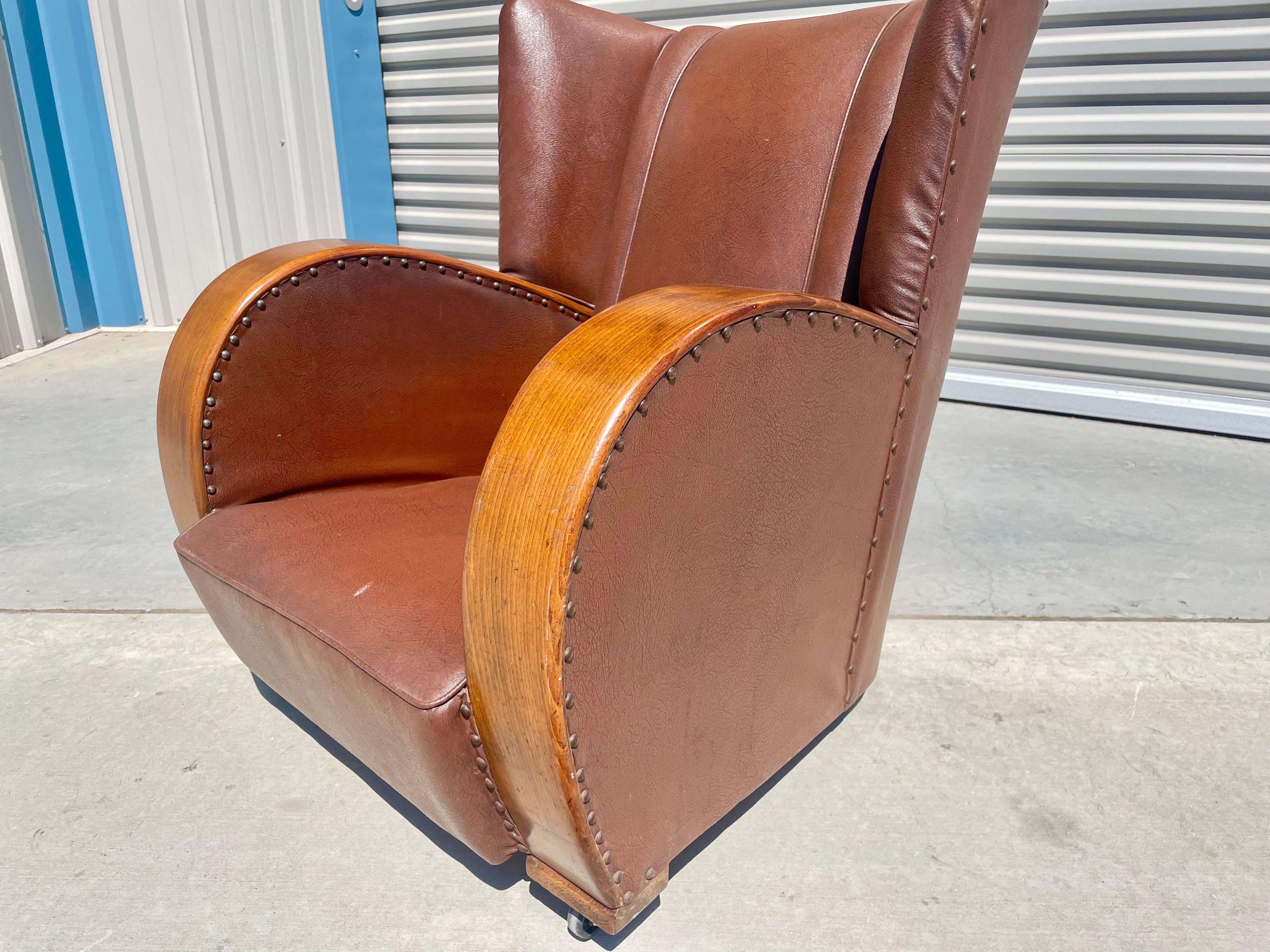 Vintage Art Deco Leather Lounge Chairs For Sale 2