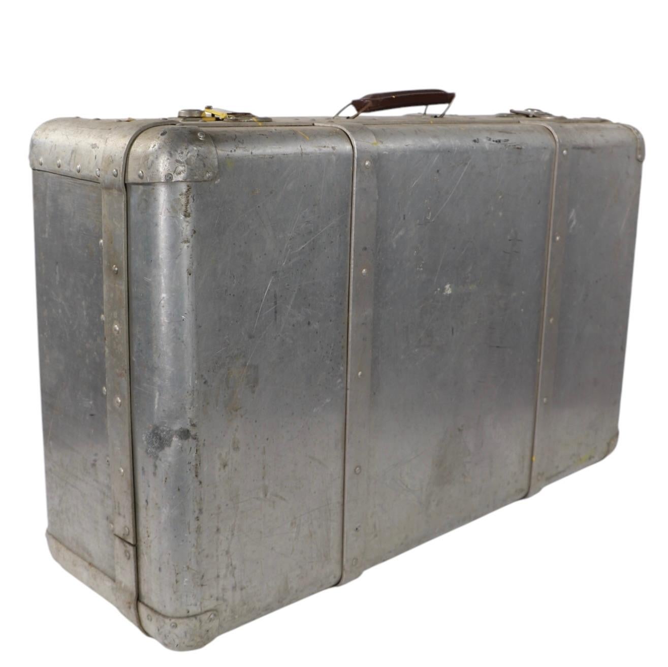 Vintage Art Deco Machine Age Riveted  Aluminum Suitcase For Sale 8