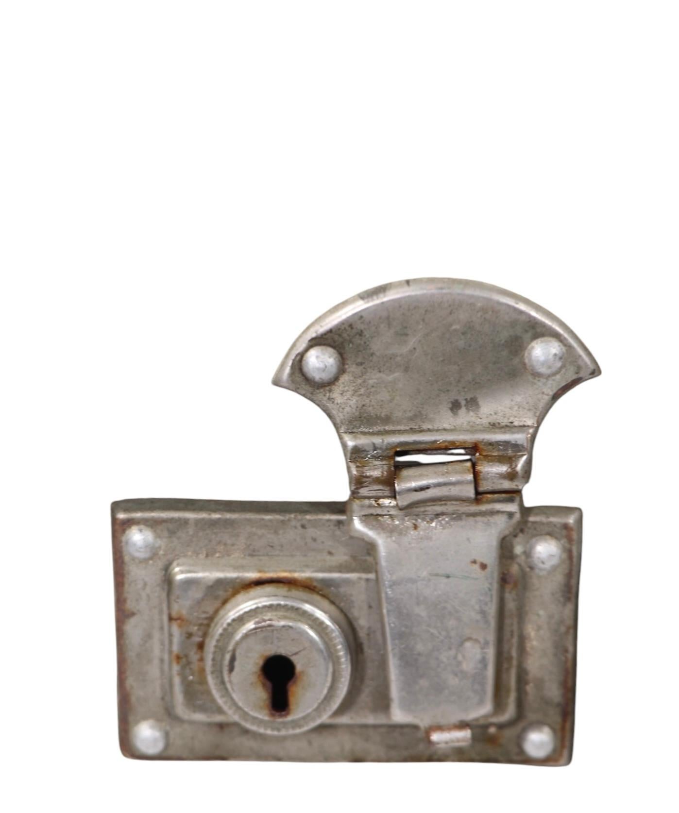 Vintage Art Deco Machine Age Riveted  Aluminum Suitcase For Sale 3