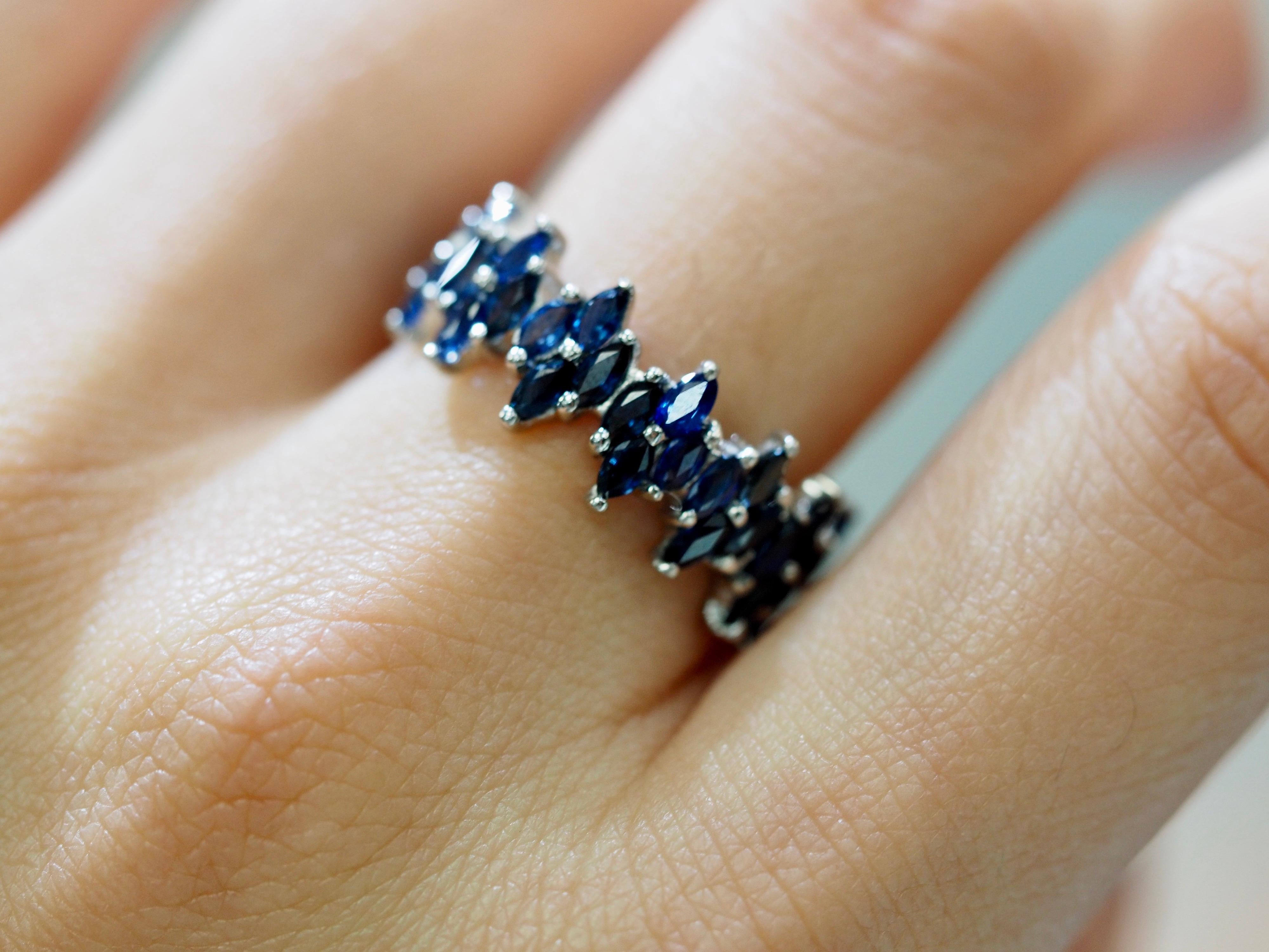 Vintage Art Deco Marquise Sapphire Eternity Band Set in Platinum In Excellent Condition In Addison, TX