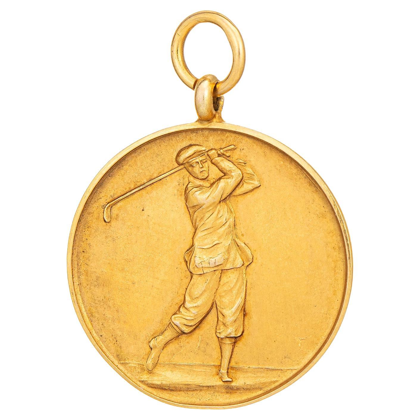 Vintage Art Deco Medallion 9k Yellow Gold Pendant Gold Fine Jewelry Fob 1927 For Sale