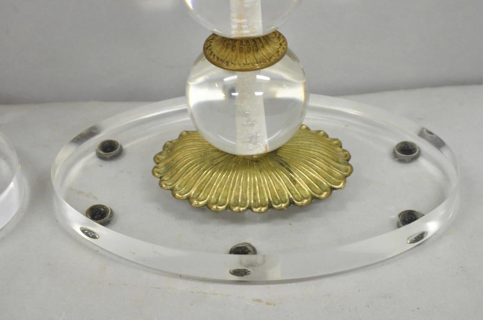 Vintage Art Deco Mid Century Modern Acrylic Lucite Stacked Ball Table Lamps Pair For Sale 2
