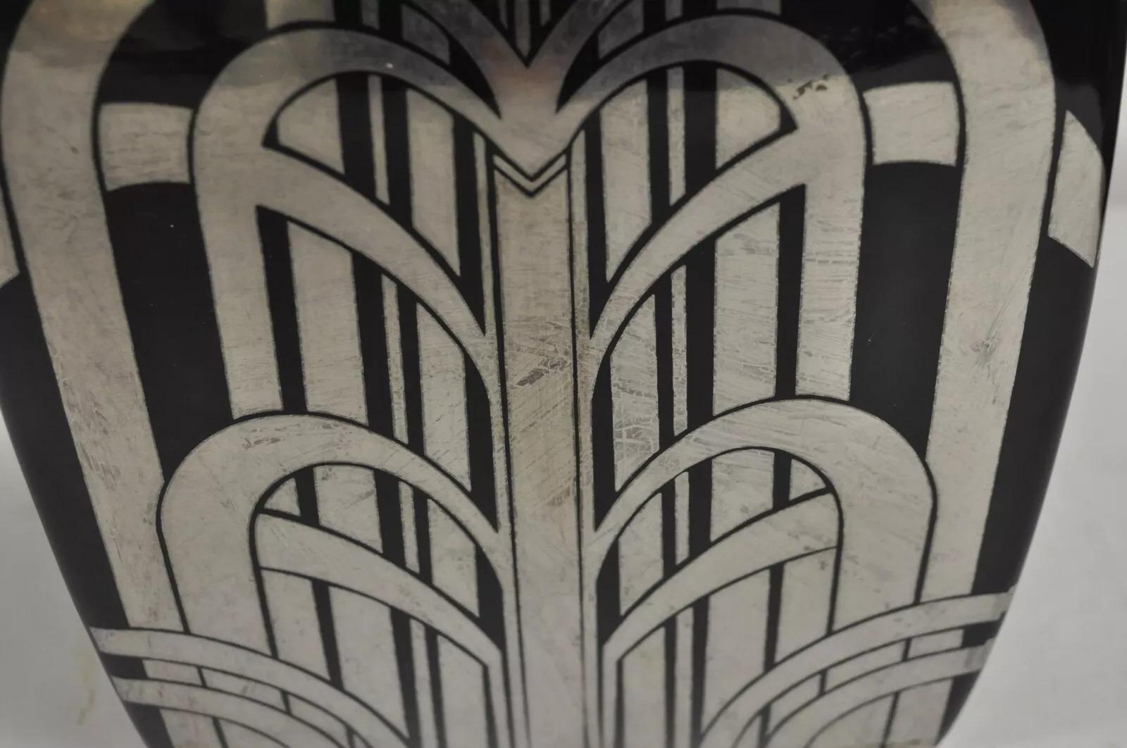 XX secolo Lampada da tavolo scultorea a cubo in ceramica nera vintage Art Deco Mid Century Modern in vendita