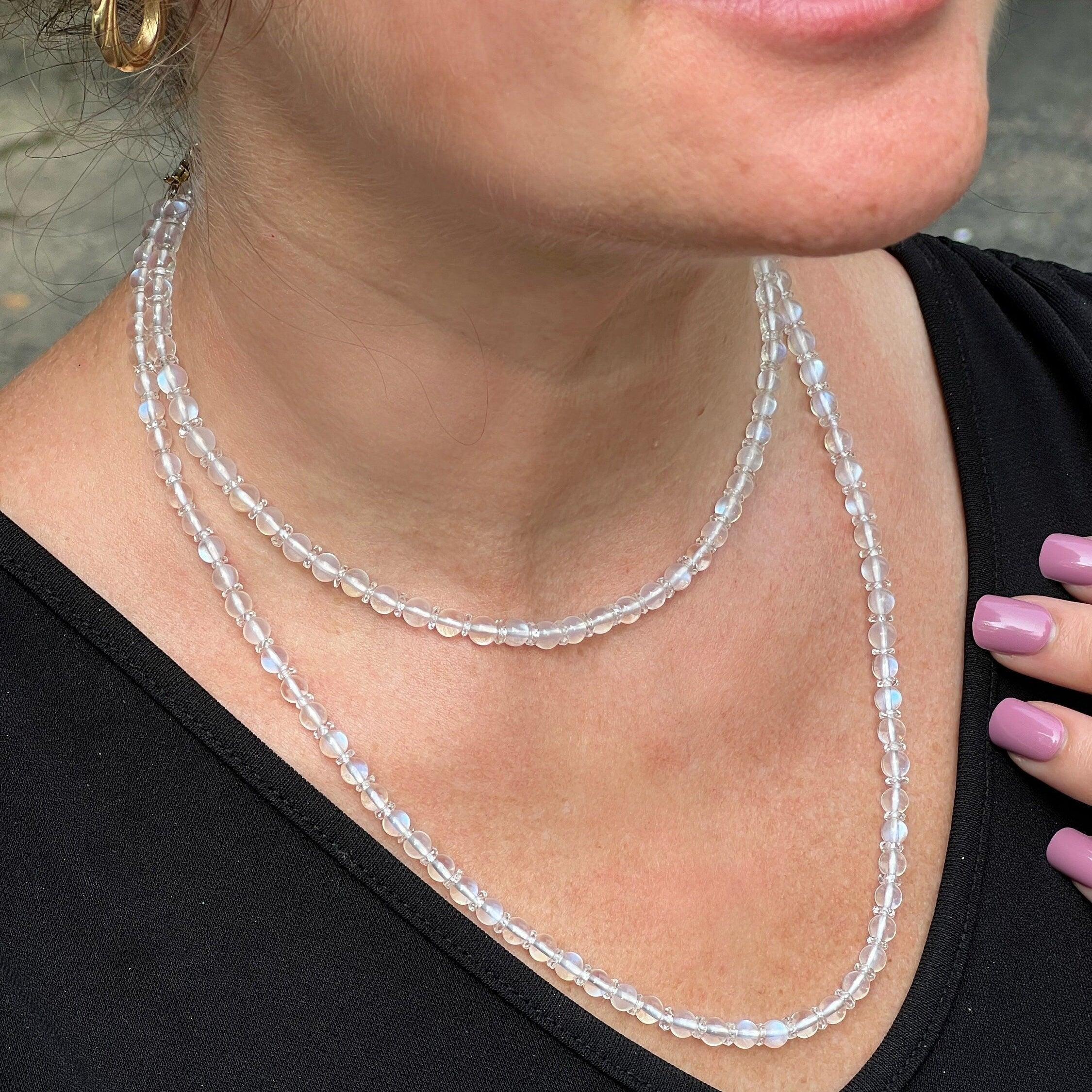 Women's Vintage Art Deco Moonstone Bead Necklace For Sale