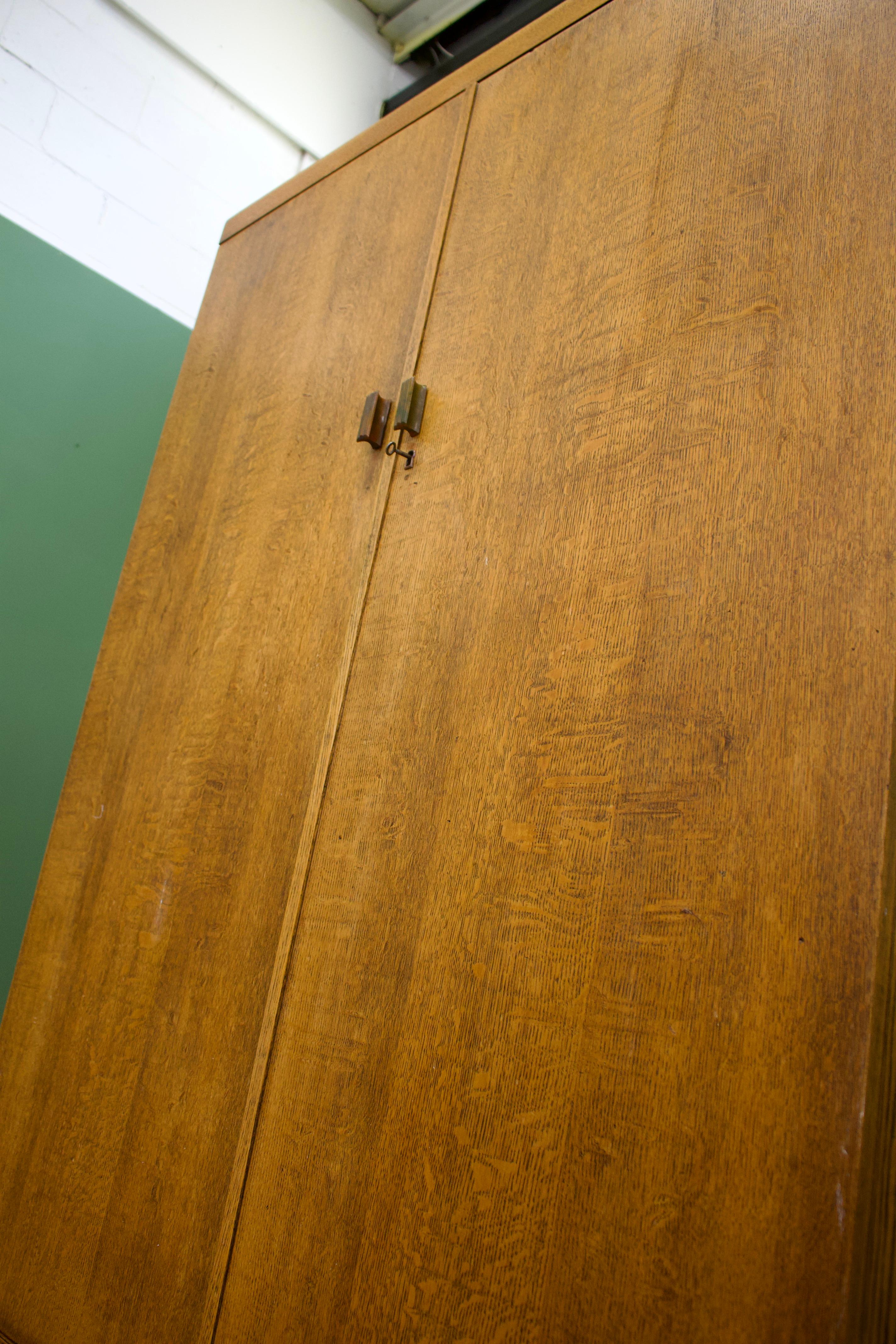 Vintage Art Deco Oak Compacted Wardrobe from Fitrobe, 1930s In Good Condition In South Shields, GB