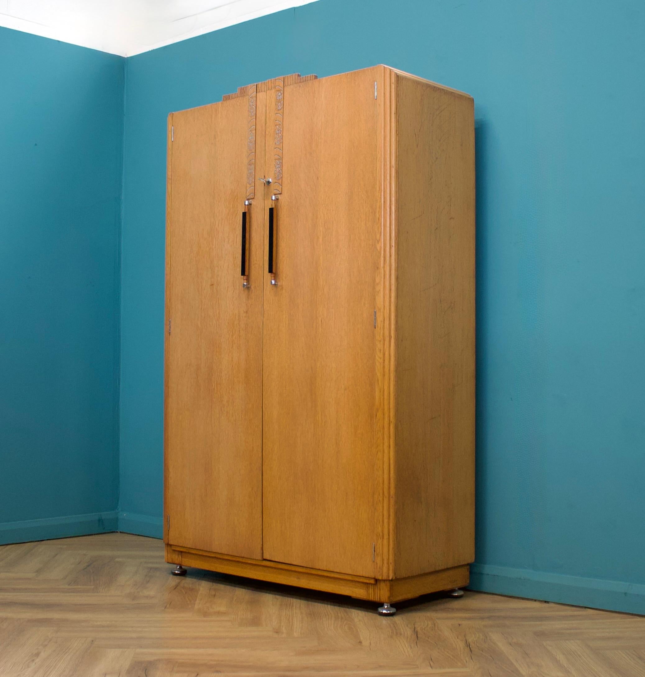 Britannique Vintage Art of Vintage Oak Oak Compactum Wardrobe from G Plan (E Gomme), 1930s en vente