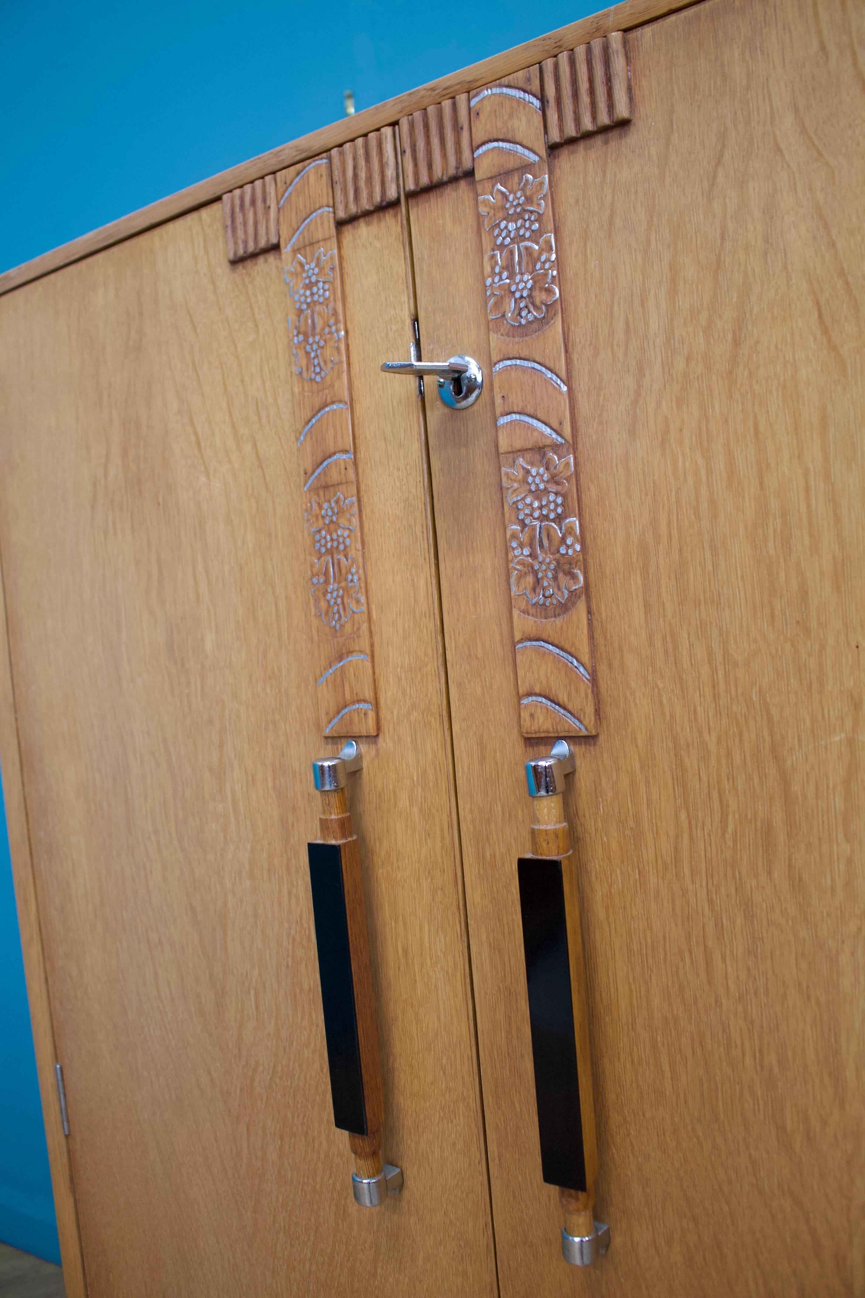 Vintage Art Deco Oak Tallboy from G Plan (E Gomme), 1930s en vente 3
