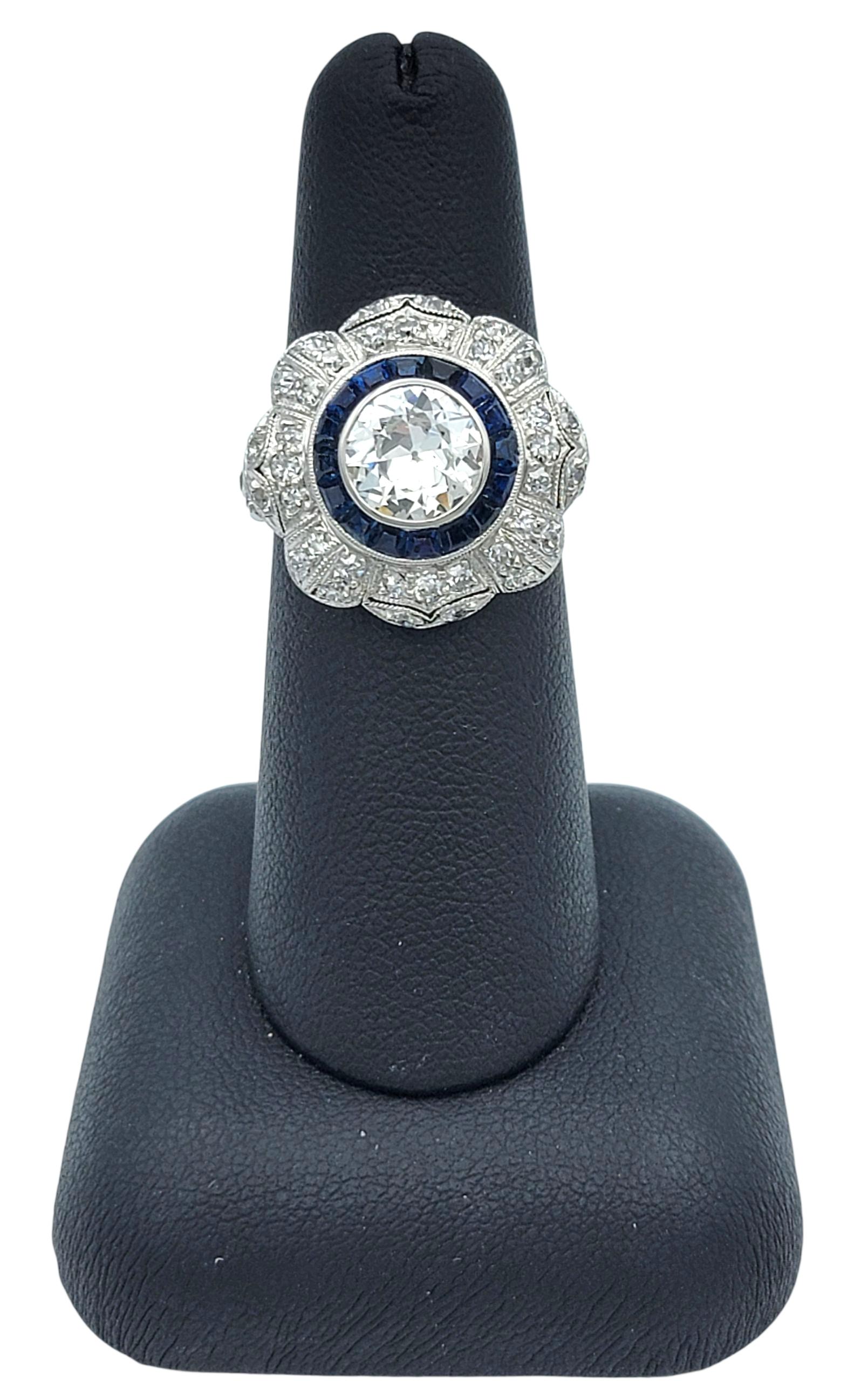 Vintage Art Deco Old European Cut Diamond and Sapphire Flower Ring in Platin im Angebot 3