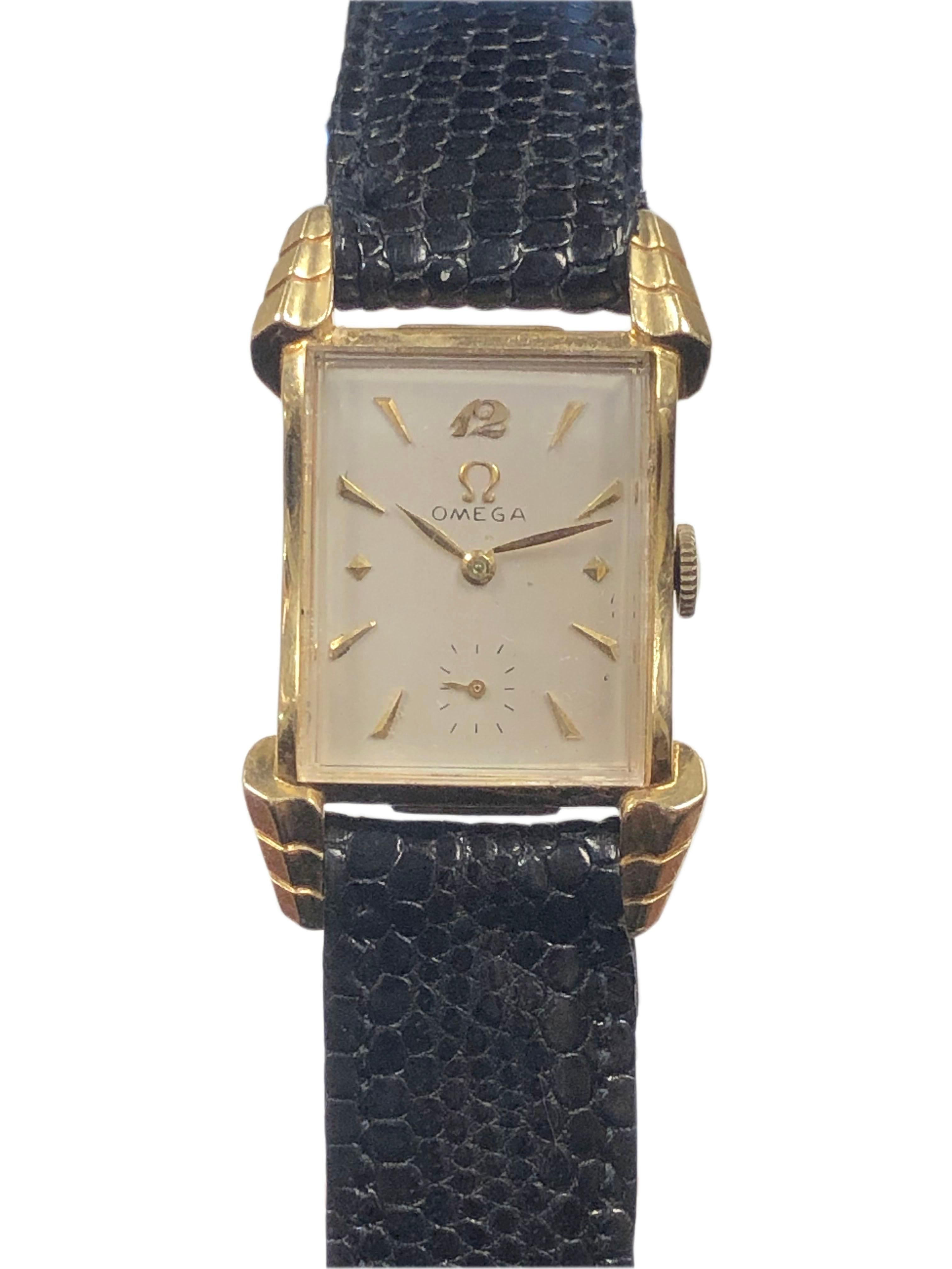 Omega Gelbgold Mechanische Armbanduhr im Art déco-Stil für Damen oder Herren im Angebot