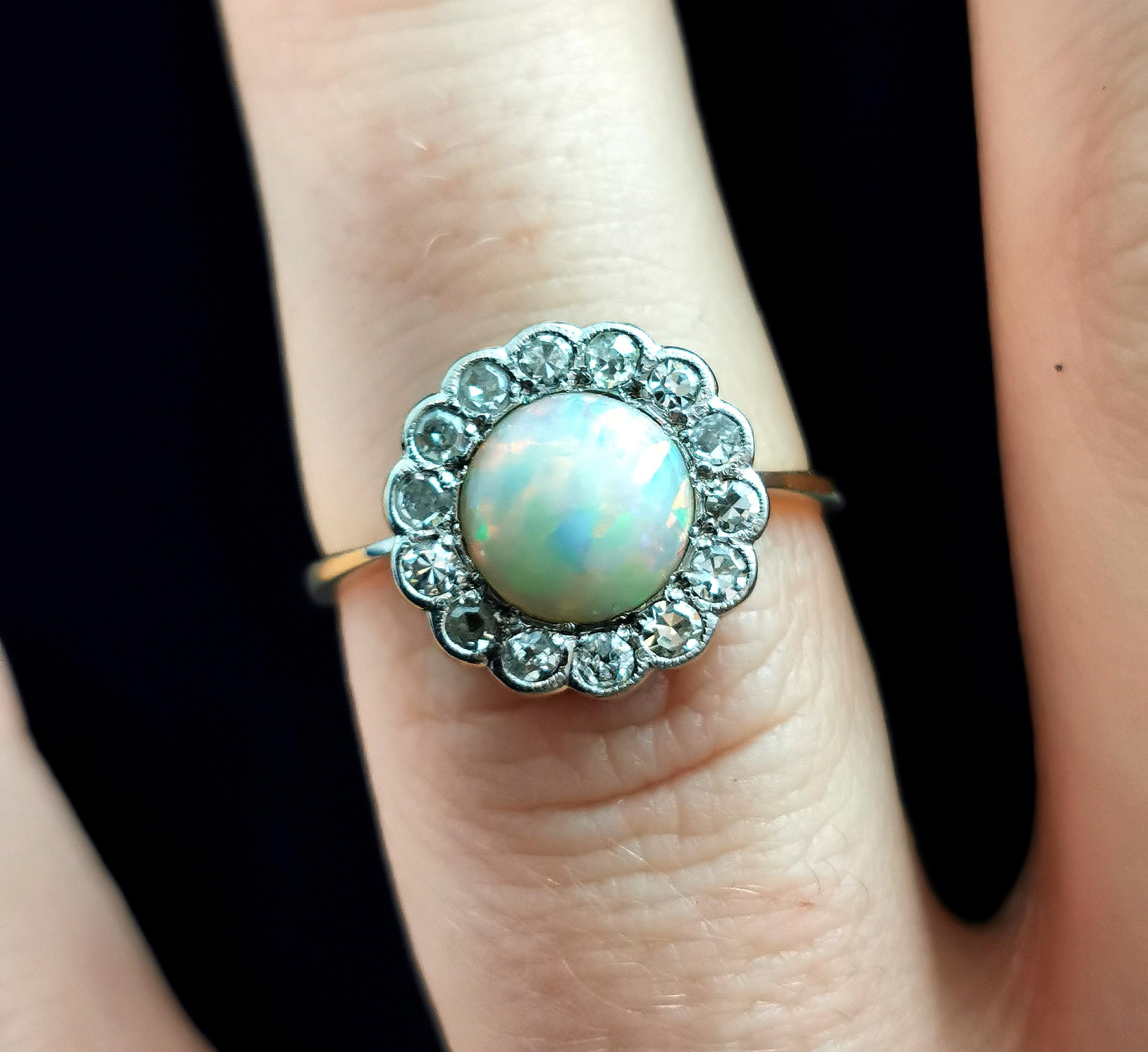 Cabochon Vintage Art Deco Opal and Diamond cluster ring, 18k gold and Platinum 
