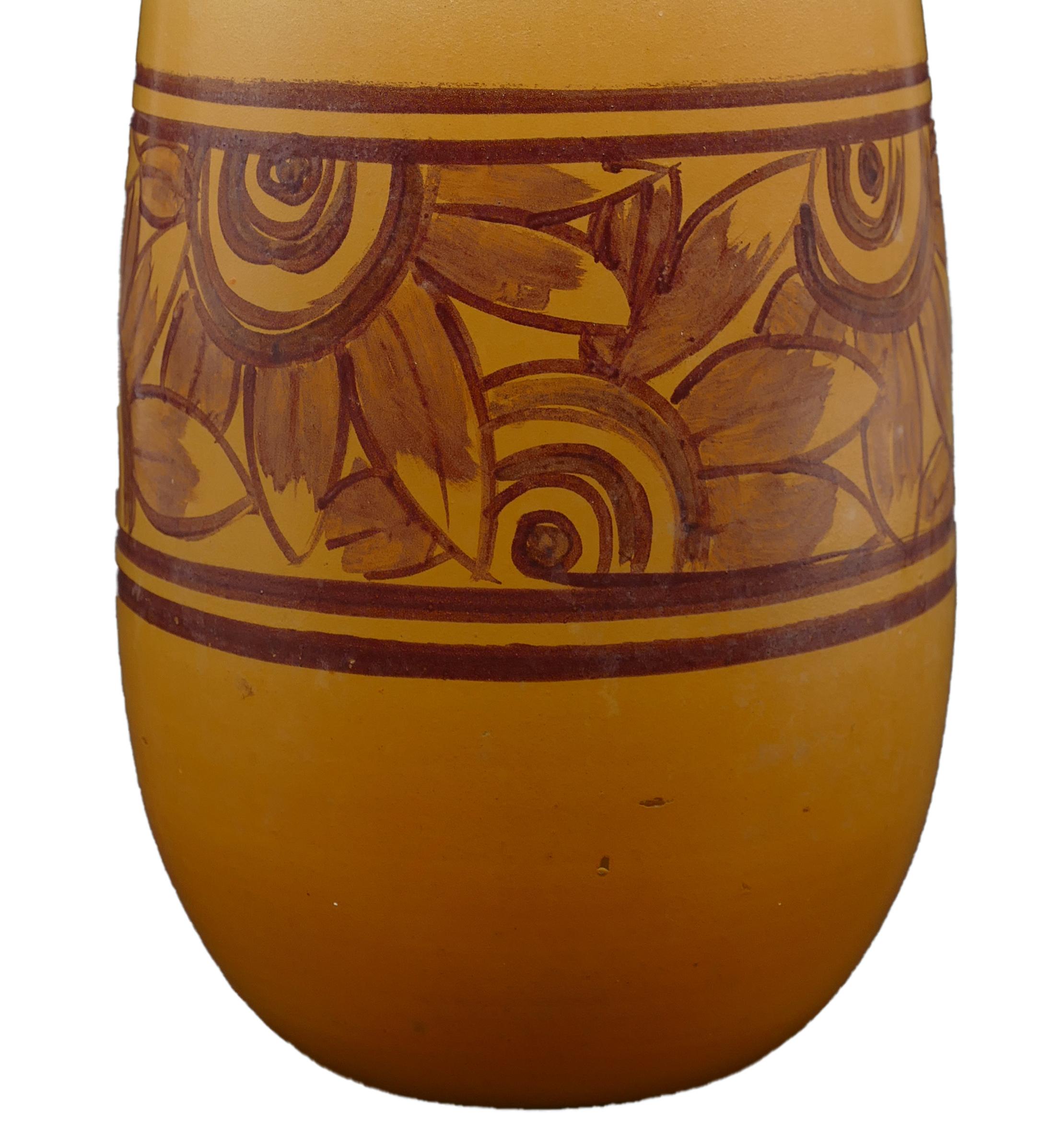 Orangefarbene Vase im Art déco-Stil:: Frankreich:: 1920-1930 (Französisch) im Angebot