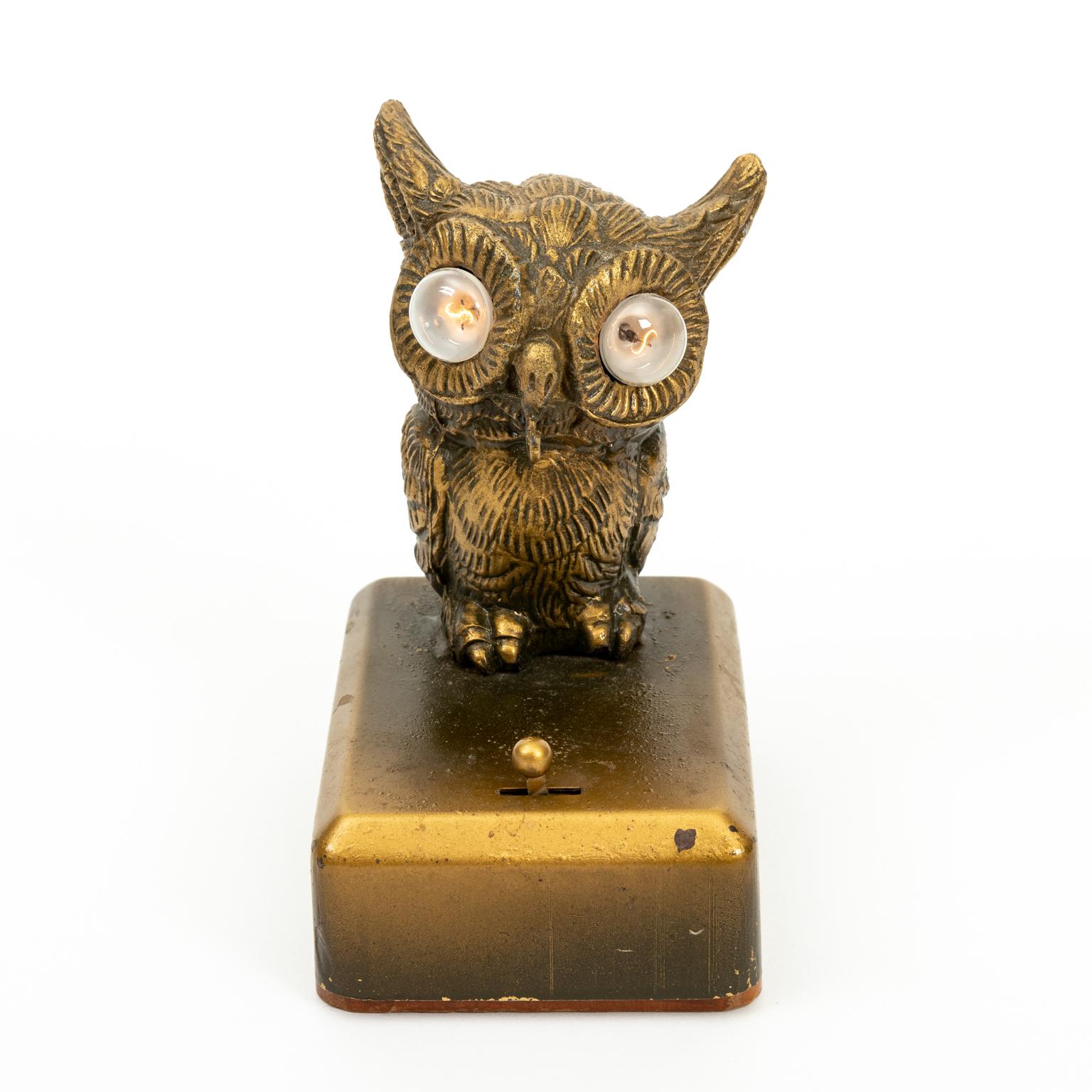 Vintage Art Deco Owl Pocket Watch Holder or Stand In Good Condition In Stamford, CT