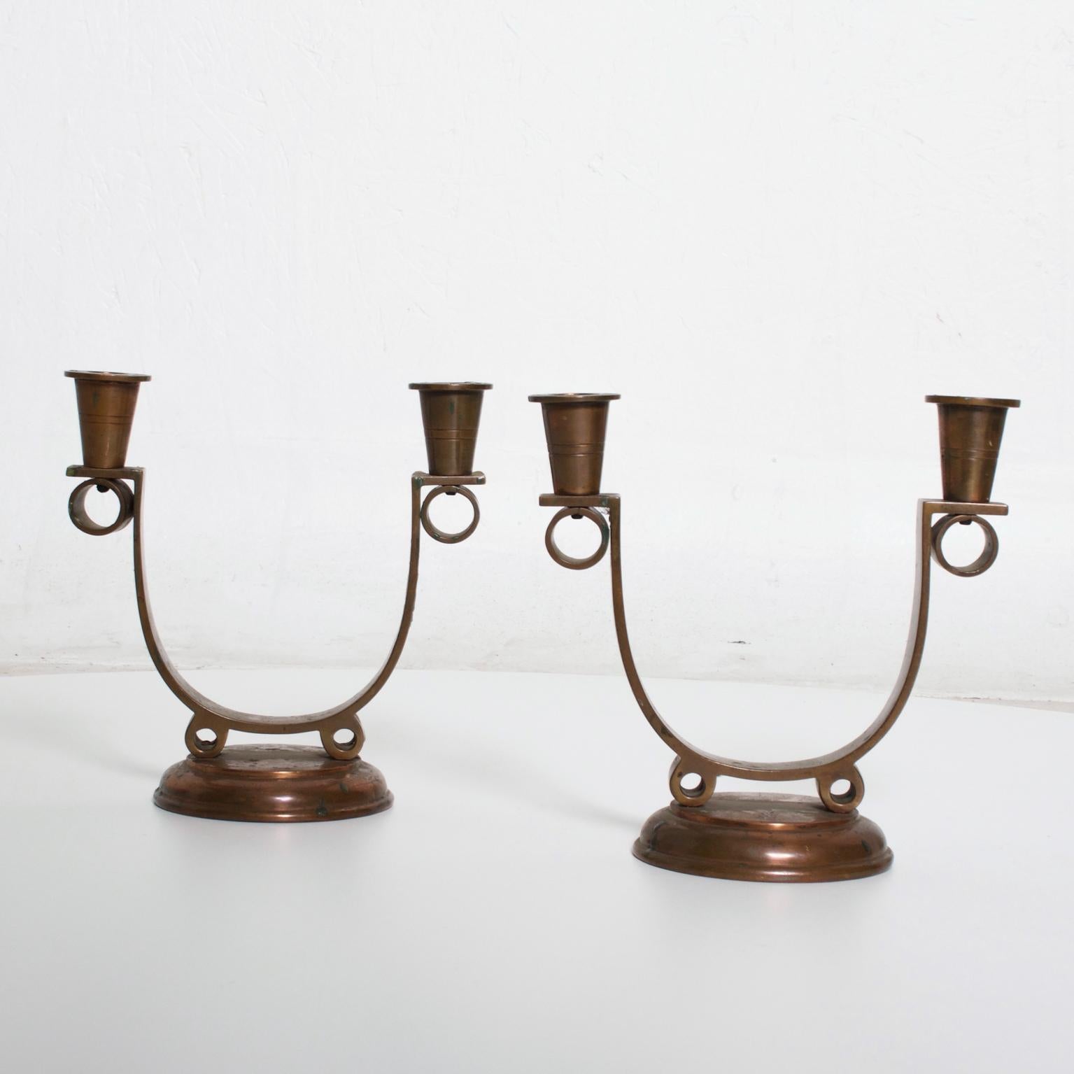Vintage Art Deco Pair Copper Candleholders In Good Condition In Chula Vista, CA