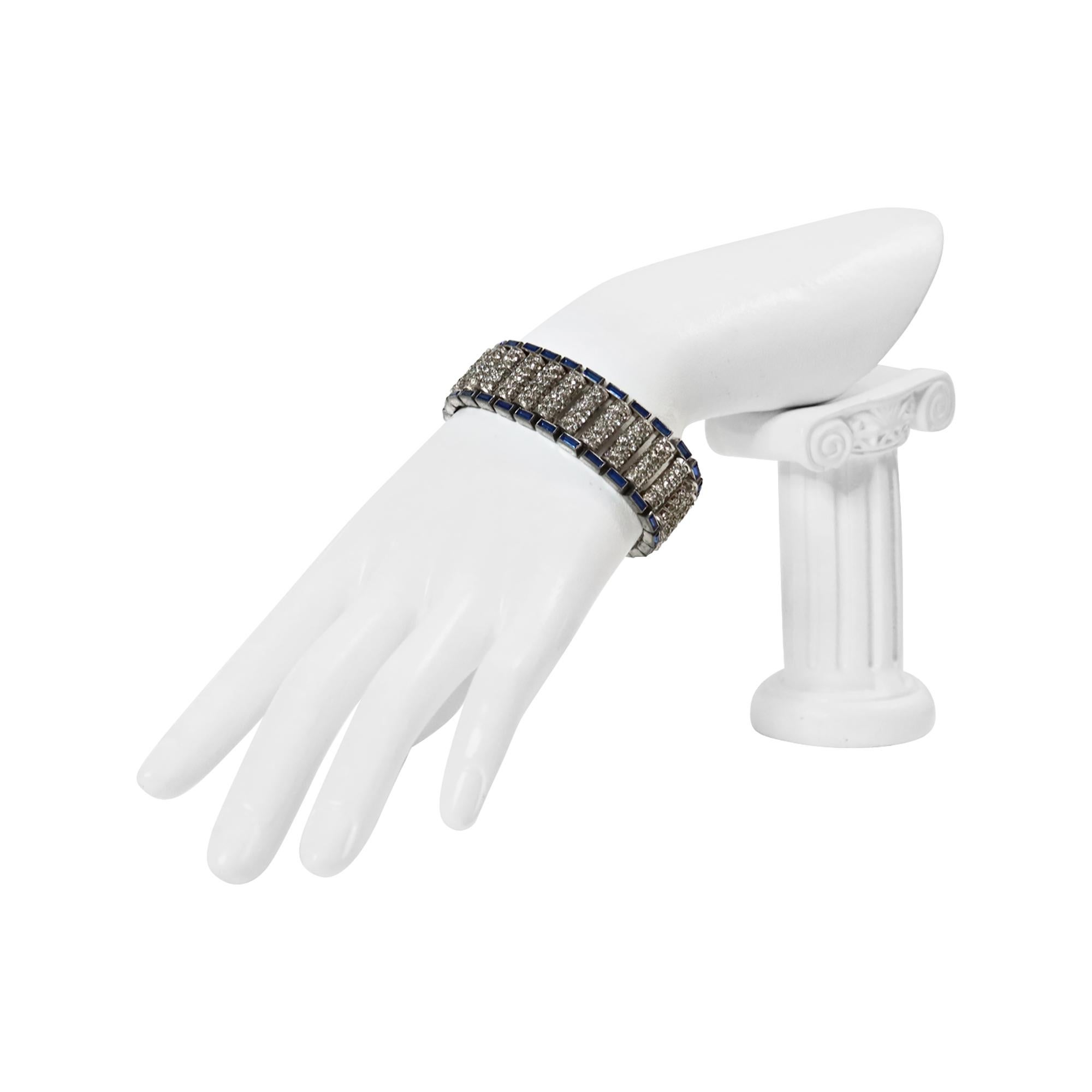 Pulsera de eslabones Art Decó vintage con pavé y baguette azul circa años 40 en Bueno estado para la venta en New York, NY