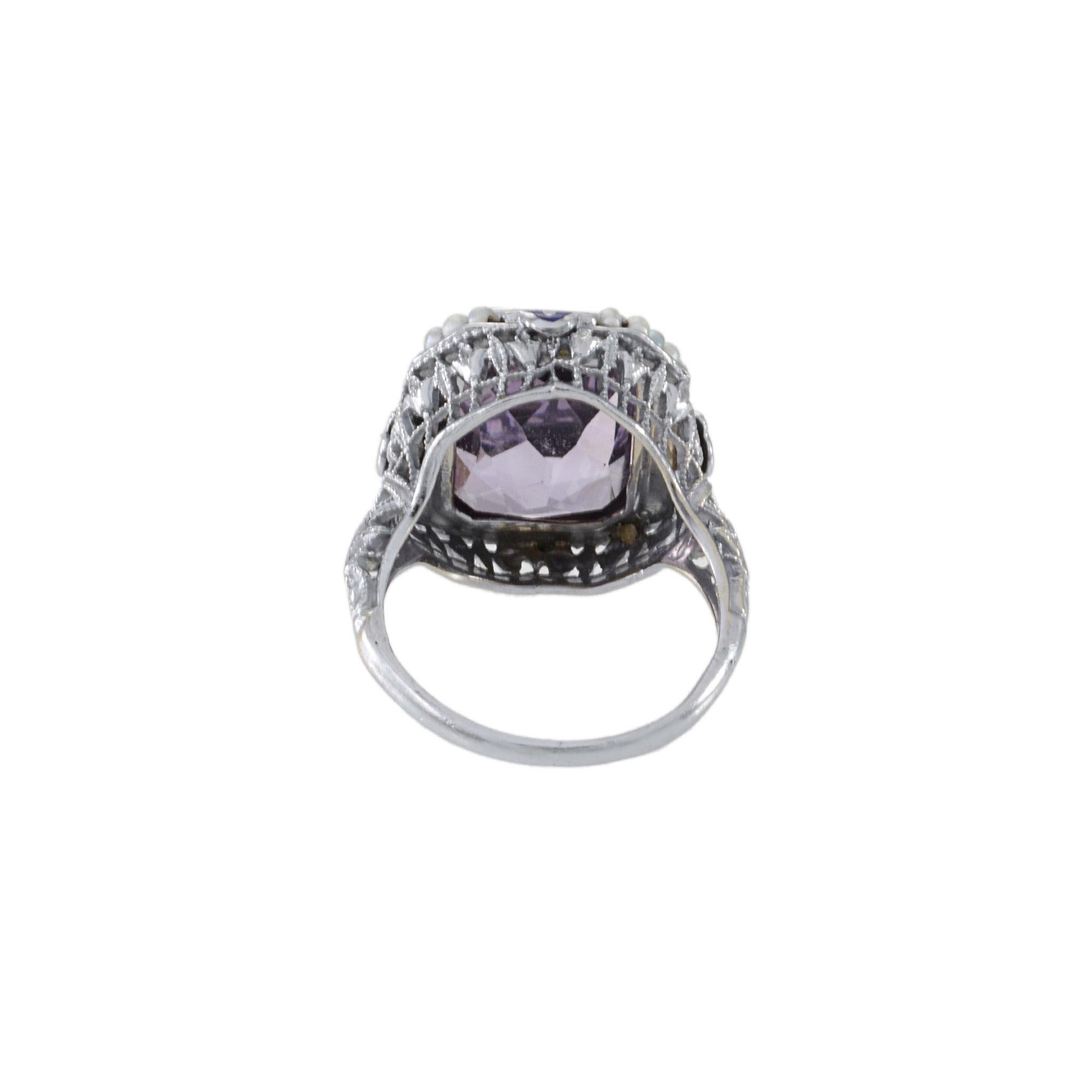 Anillo Vintage Art Decó de Amatista y Perla de 10 quilates en venta 4
