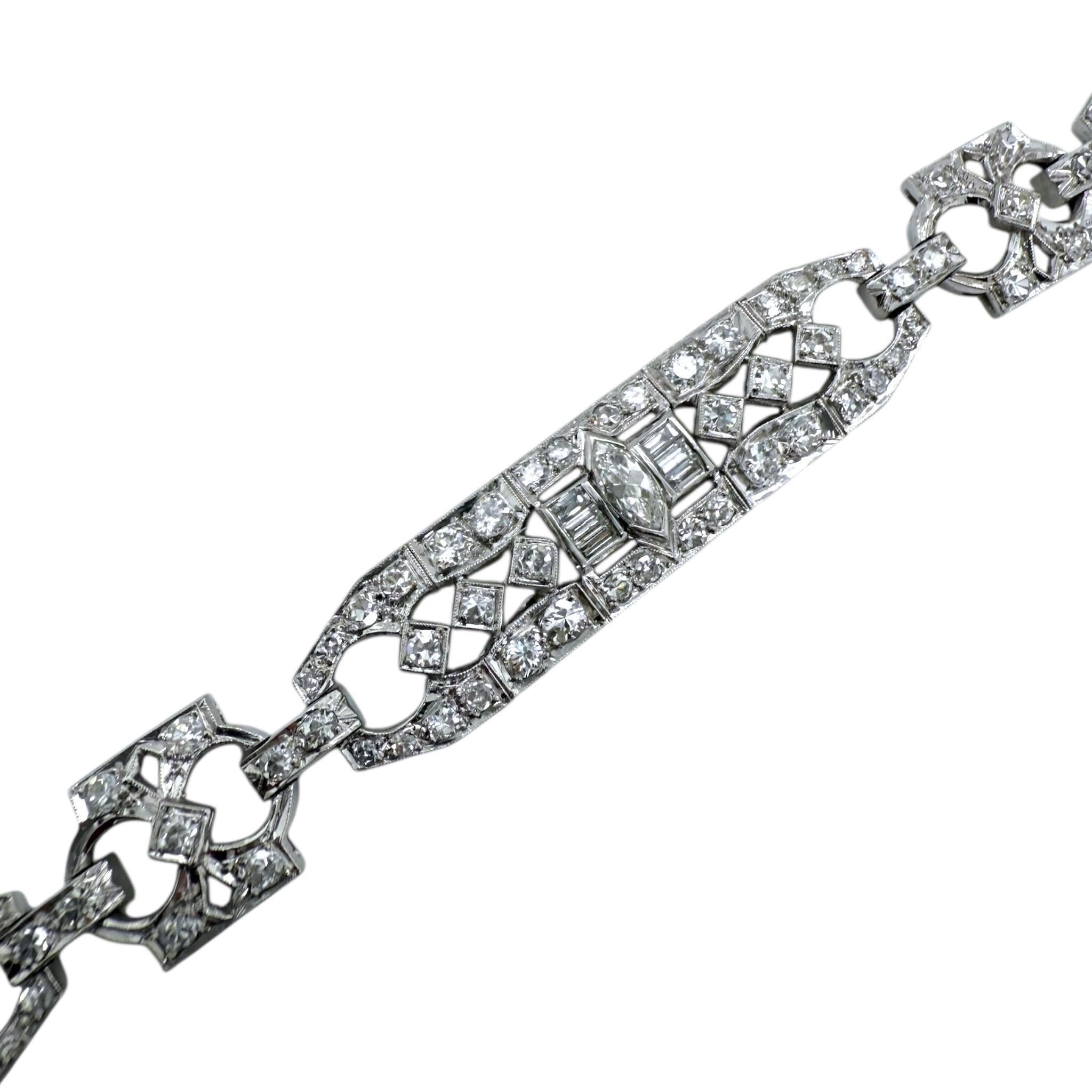 Bracciale tennis vintage Art of Vintage in platino con diamanti da 6 carati In condizioni ottime in vendita a Montgomery, AL