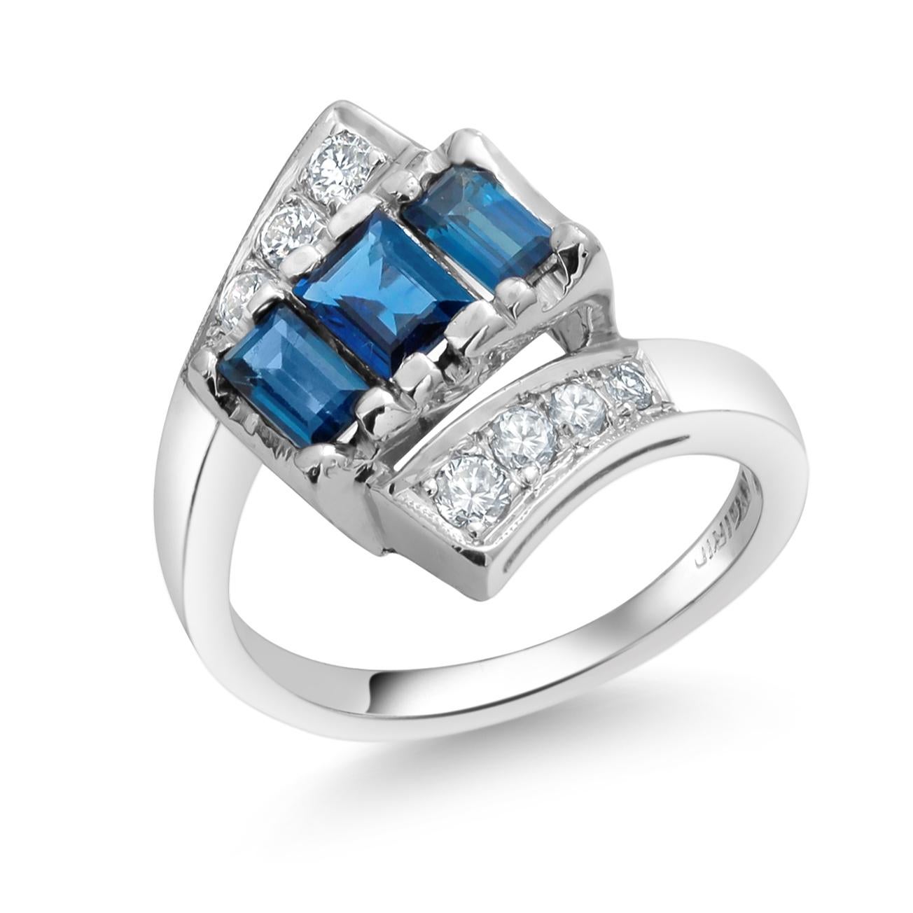 Vintage Art Deco Platinum Diamond and Sapphire 1.60 Carat Cocktail Cluster Ring For Sale 3