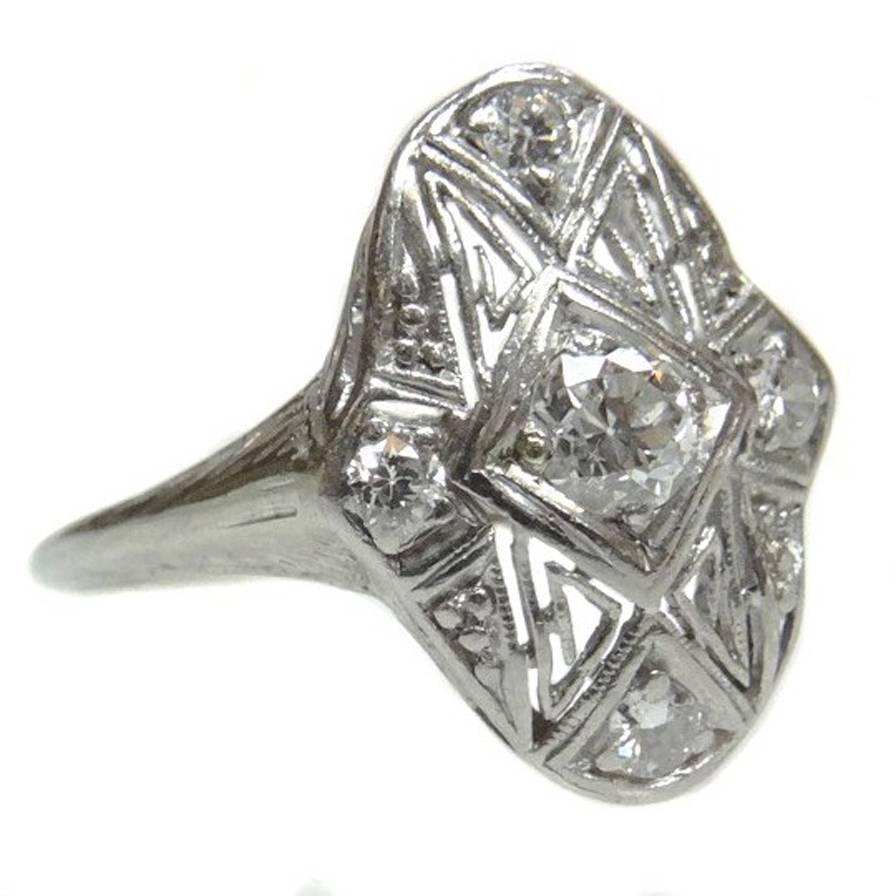 Vintage Art Deco Platinum Diamond Filigree Ring For Sale