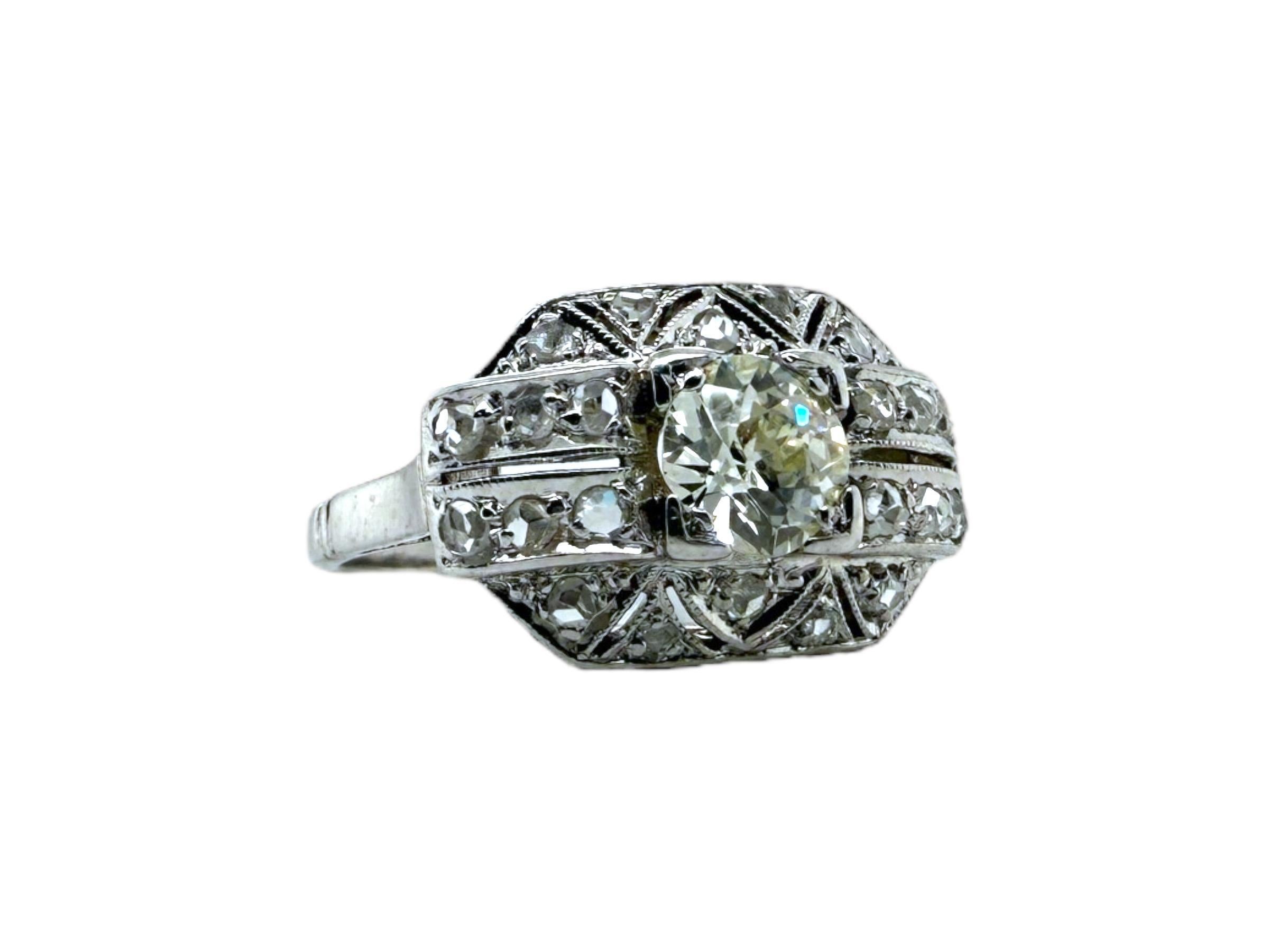 Anello vintage Art of Vintage in platino con diamante vecchio europeo e taglio a rosa In condizioni buone in vendita a Montgomery, AL