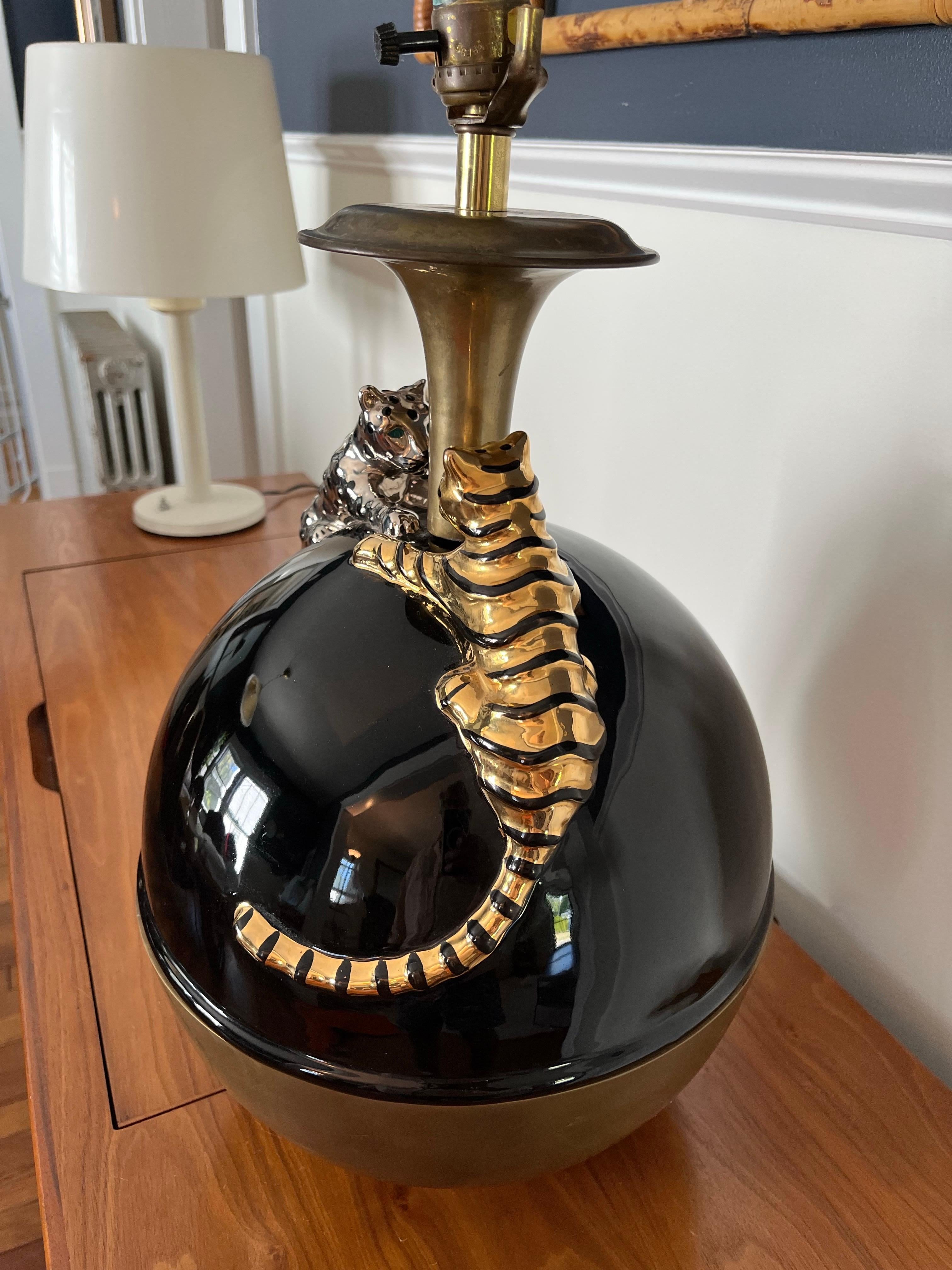Vintage Art Deco Porcelain and Brass Chapman Lamp For Sale 3