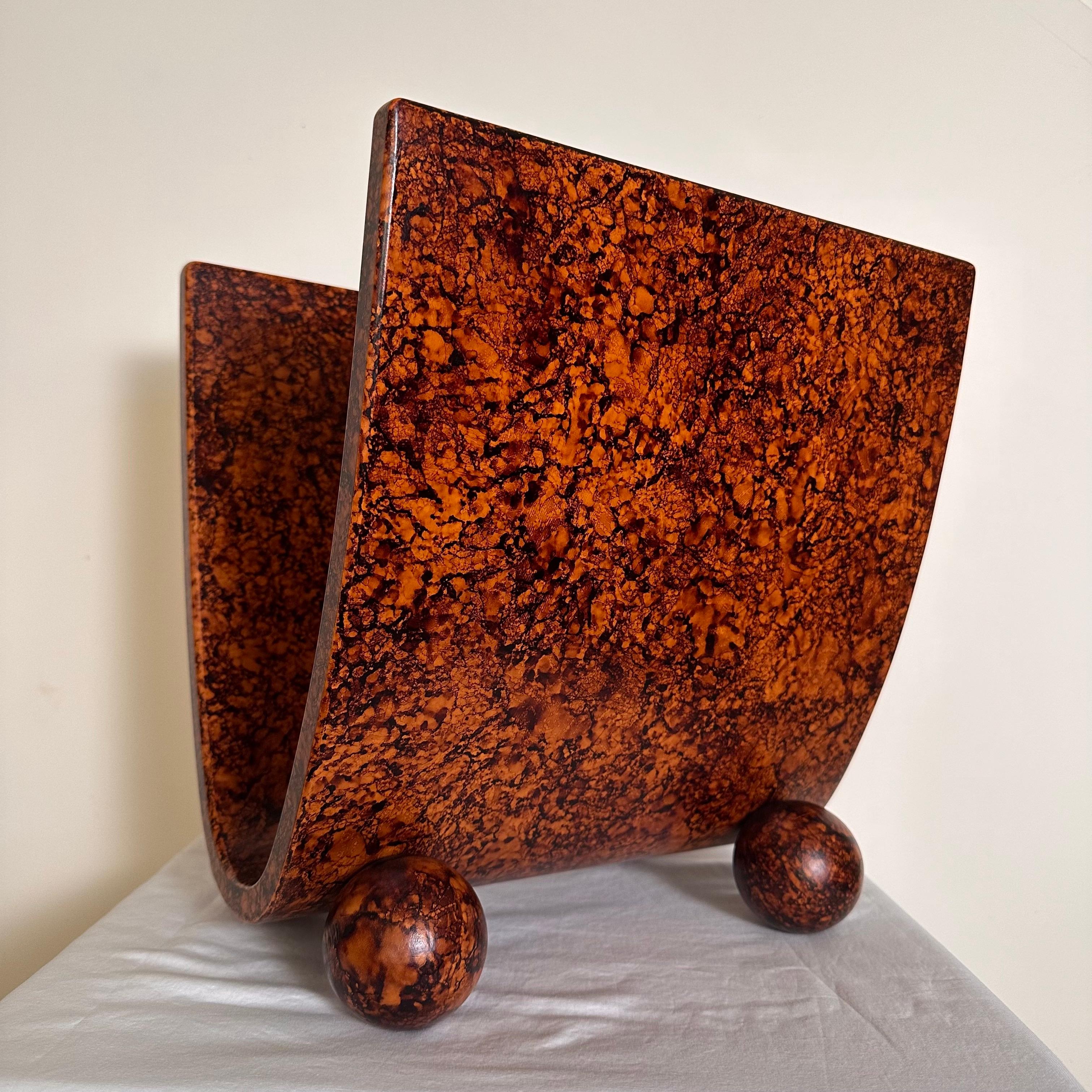 Vintage Art Deco Post Modern Style Magazine Rack in Faux Burl Wood Stain Finish For Sale 3