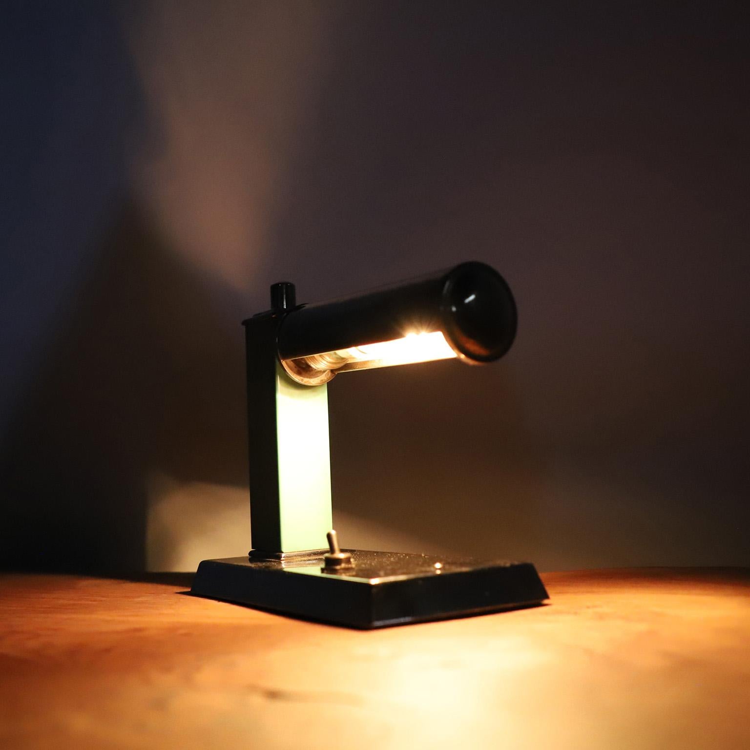 Fer Lampe de lecture Art déco vintage. en vente