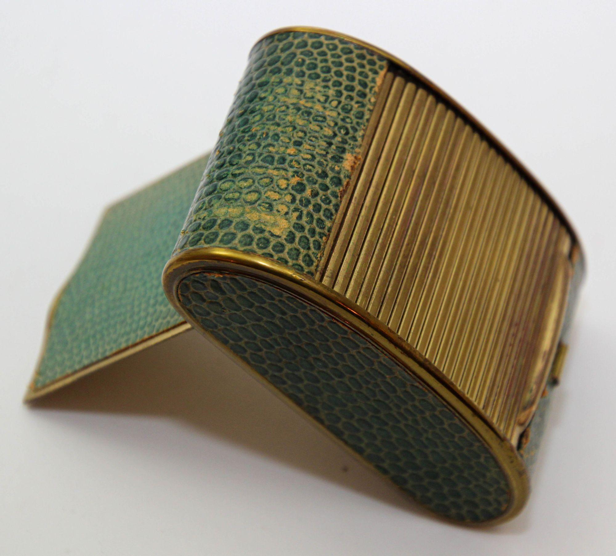 20th Century Vintage Art Deco Rensie Travel Alarm Clock in Brass and Green Shagreen 1930s For Sale