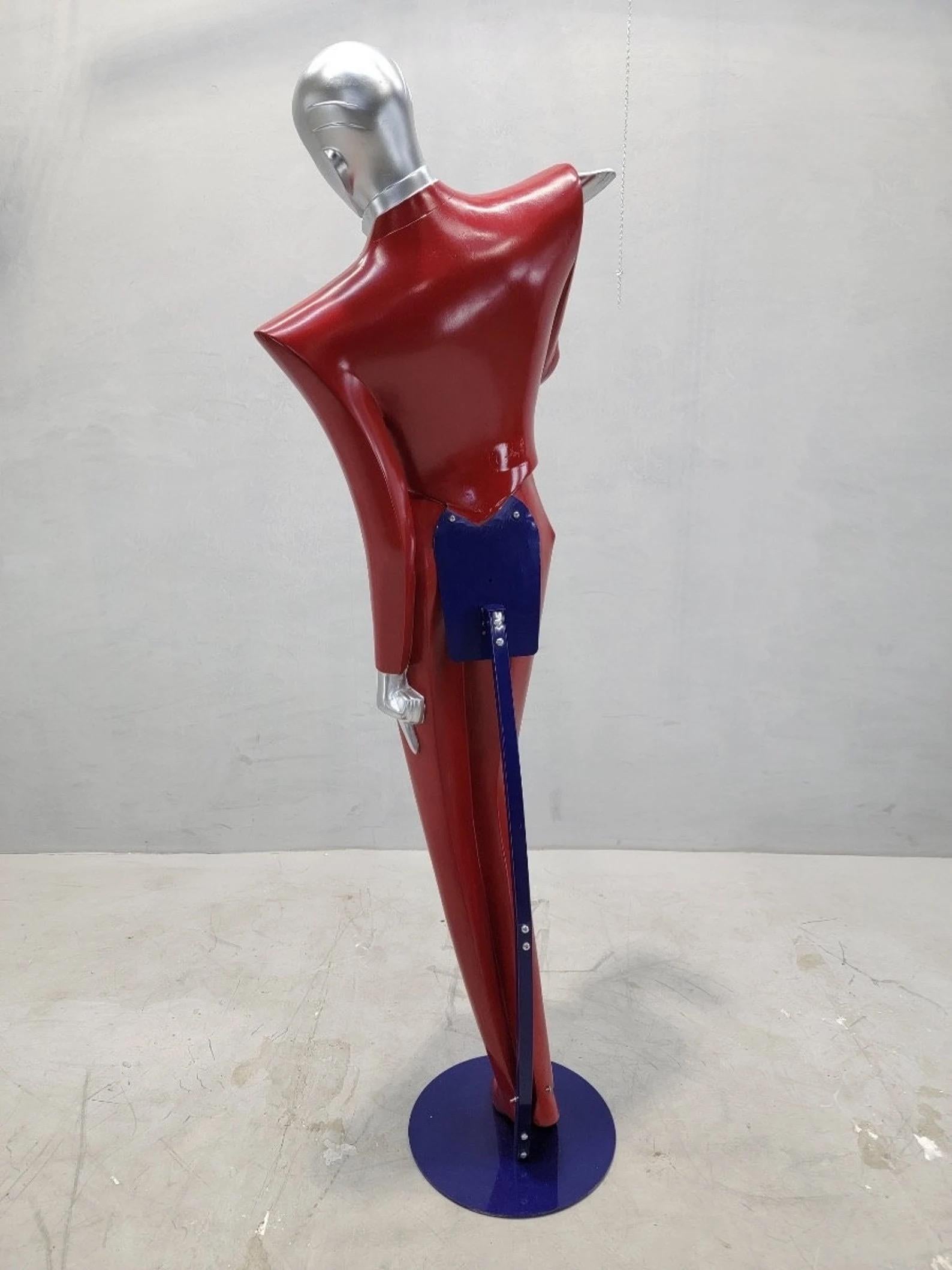 Maniquí LeGarcon Vintage Art Decó Revival de cromo y resina de Lindsey Balkweill en Bueno estado para la venta en Chicago, IL