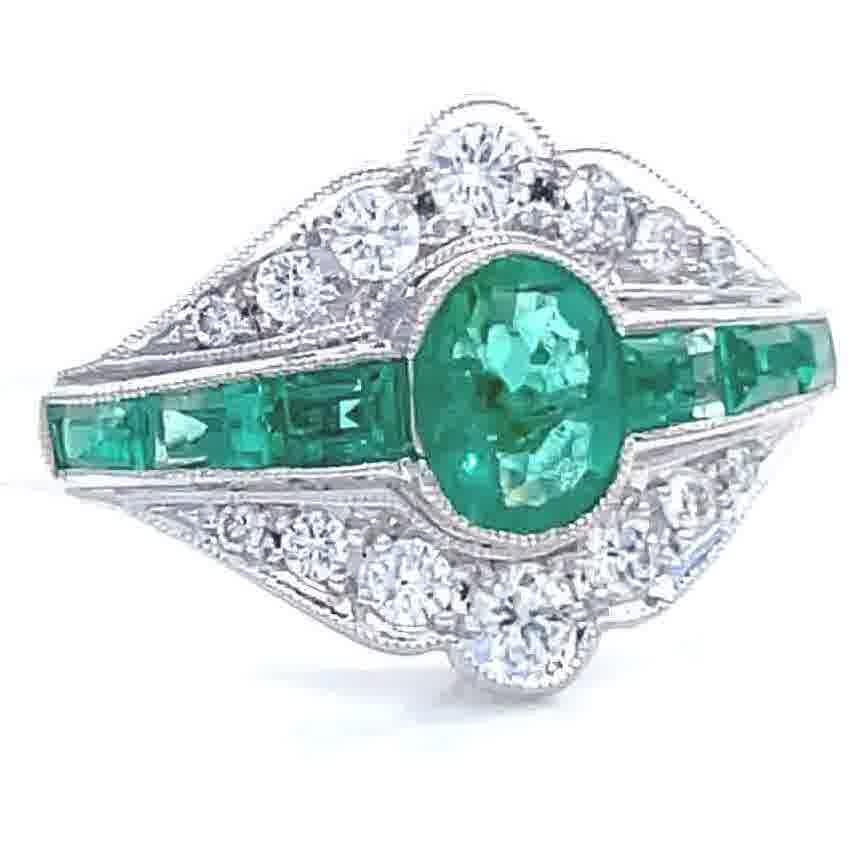 Oval Cut Vintage Art Deco Style Emerald Diamond 18 Karat White Gold Ring