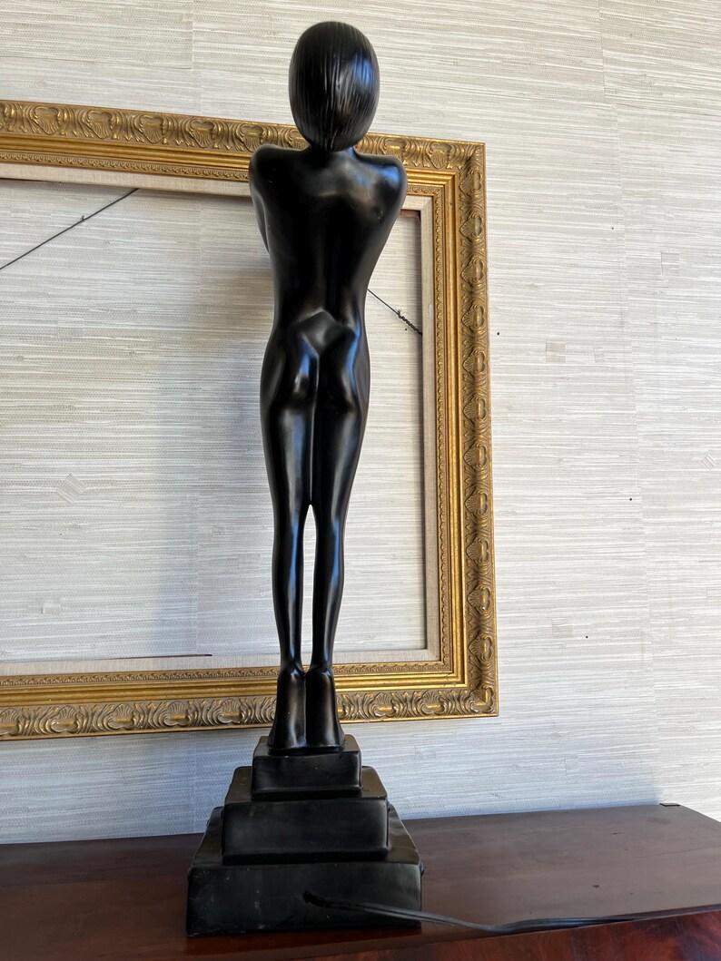 Vintage Art Deco Revival Nude Frau Stretching Kugellampe, Vintage im Angebot 5