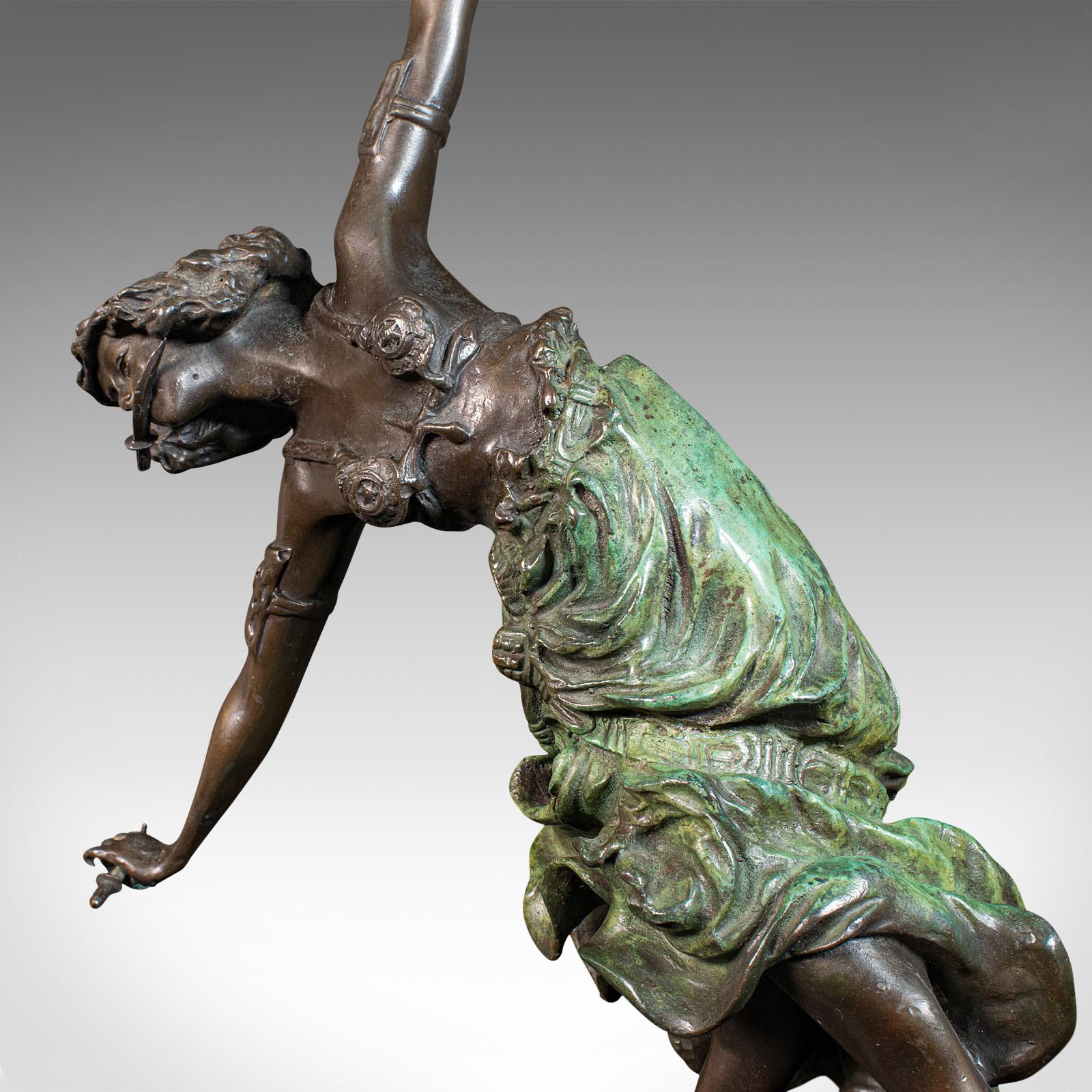 Statue française de style néo-Art déco vintage, bronze, marbre, figure, d'après Colinet 1