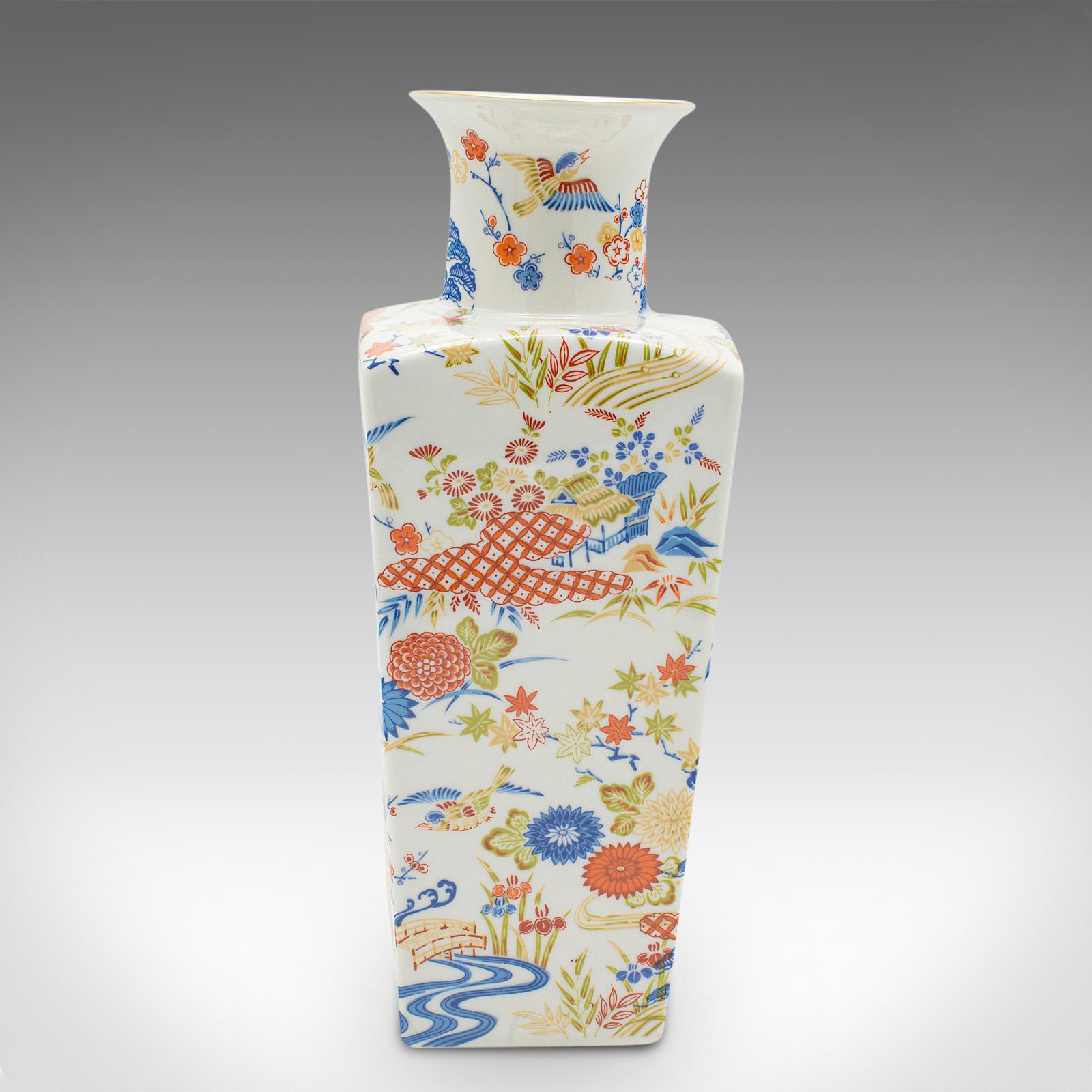Vintage Art Deco Revival Vase, Chinese, Ceramic, Flower Pot, Late 20th Century In Good Condition For Sale In Hele, Devon, GB