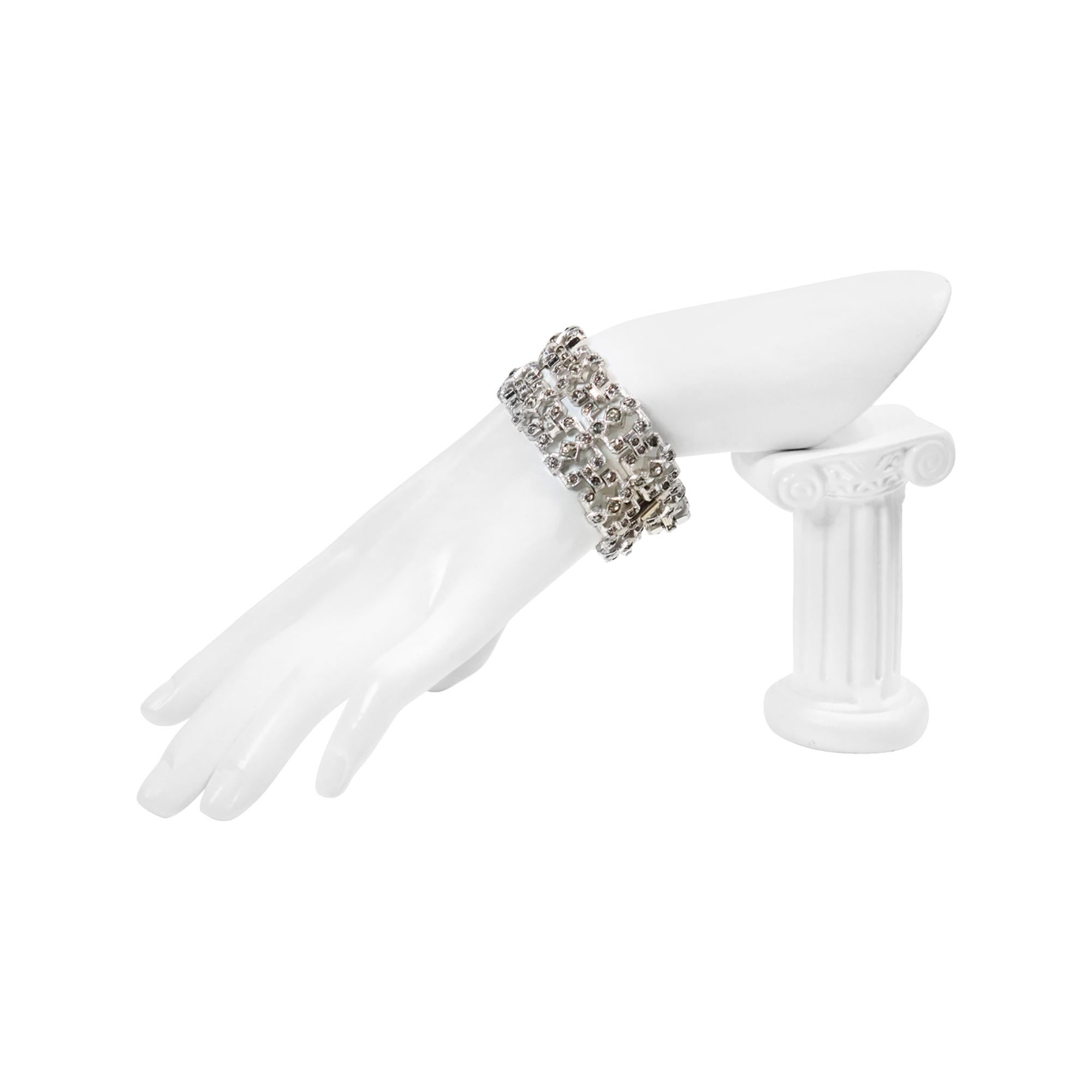 Vintage Art Deco Rhinestone Double Row Bracelet, circa 1960s Unisexe en vente