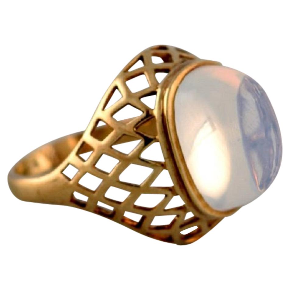 Vintage Art Deco Ring in 14 Carat Gold Adorned with Mountain Crystal, 1940s