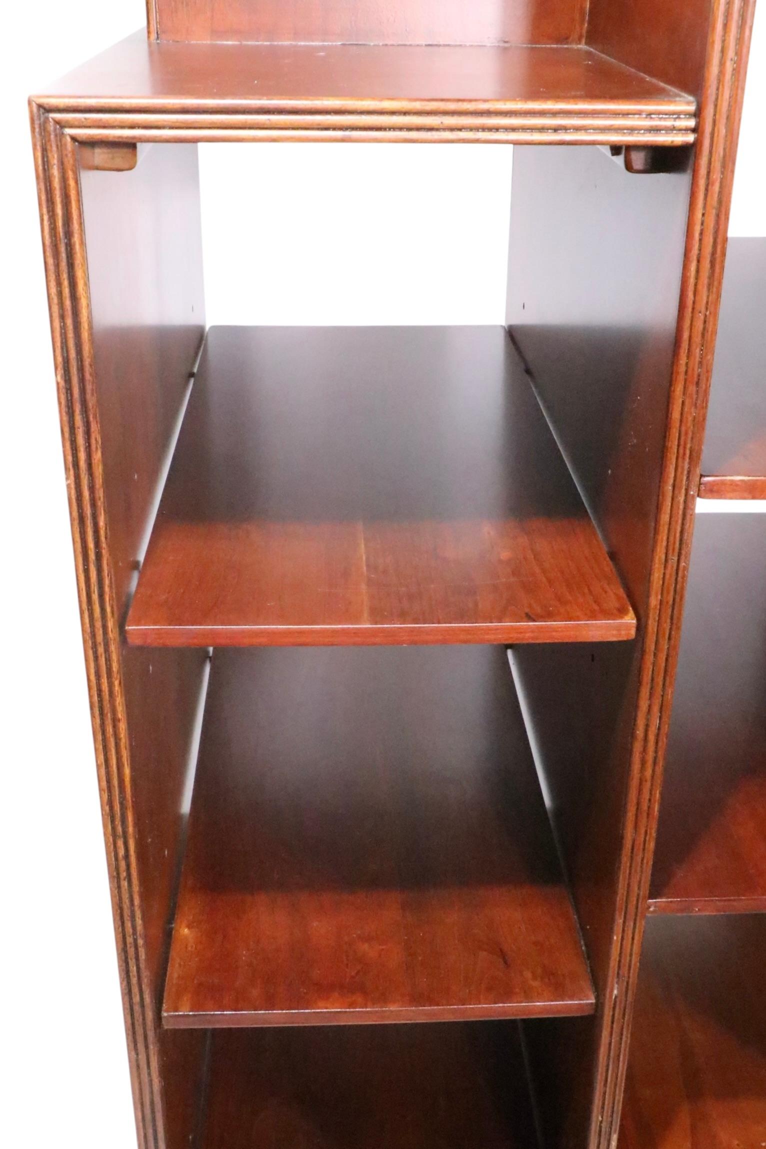 Art of Vintage Deco  Libreria rotante Bibliotheque In condizioni buone in vendita a New York, NY