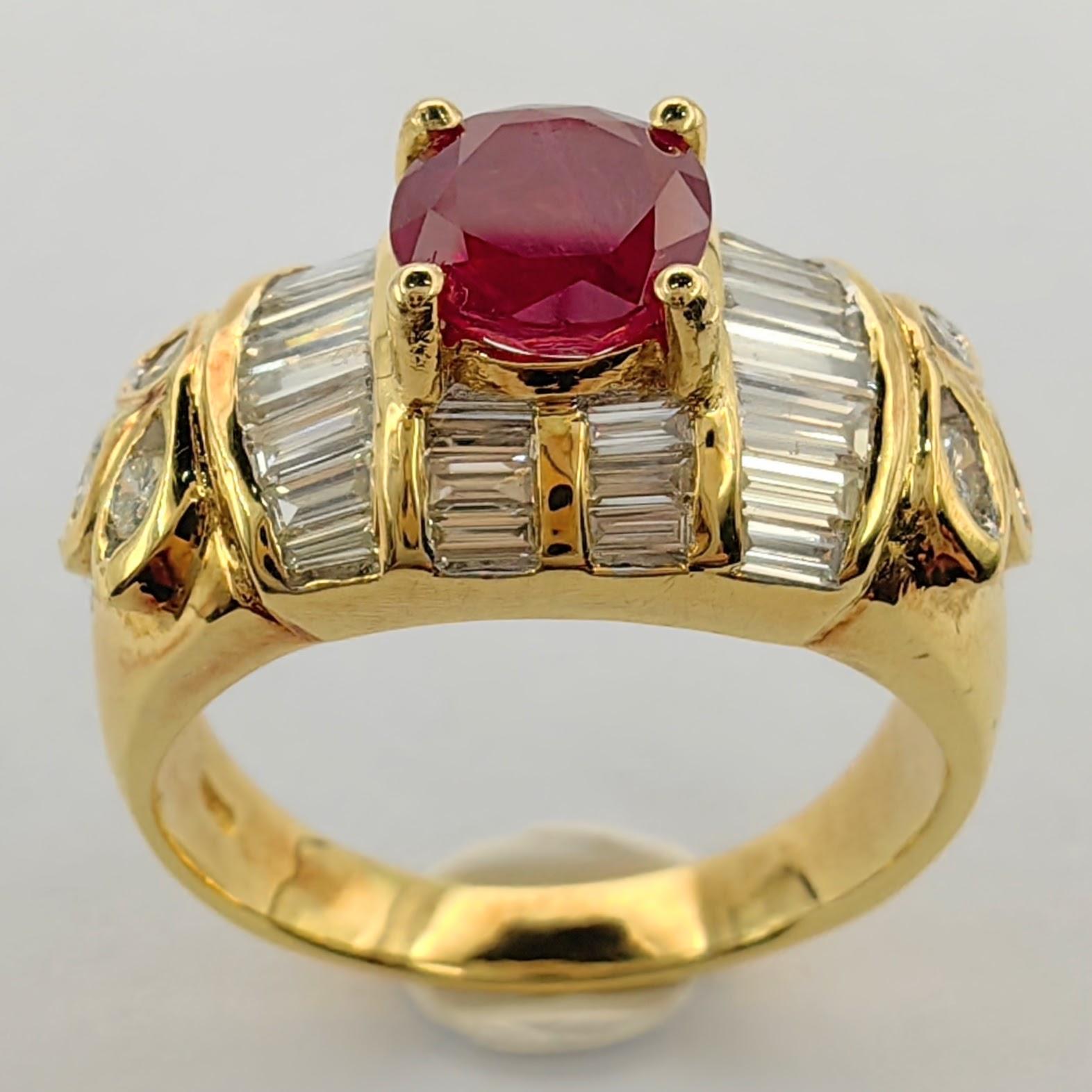 Round Cut Vintage Art Deco Round-cut Ruby Tapered Baguette Diamond Ring in 20K Yellow Gold For Sale