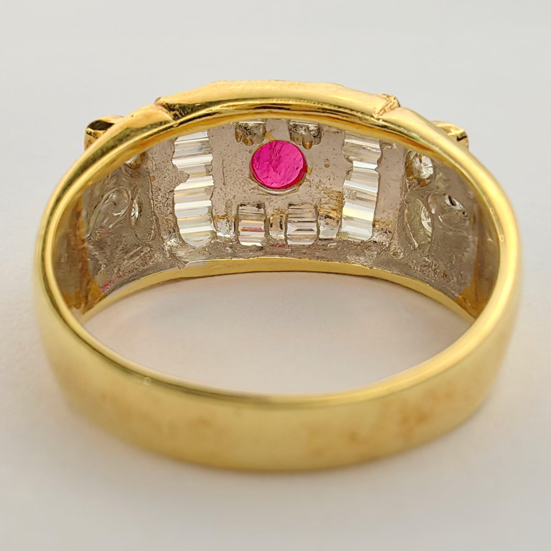 Vintage Art Deco Round-cut Ruby Tapered Baguette Diamond Ring in 20K Yellow Gold For Sale 2