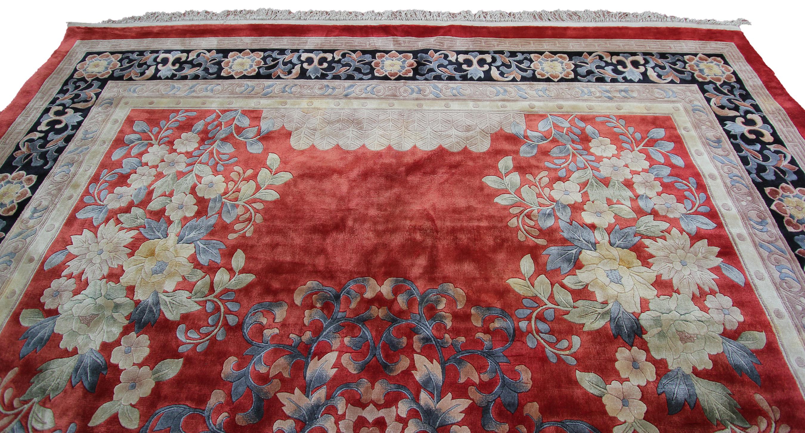 Vintage Art Deco Rug Fine Natural Silk Chinese Rug 8X11 Tapestry For Sale 4