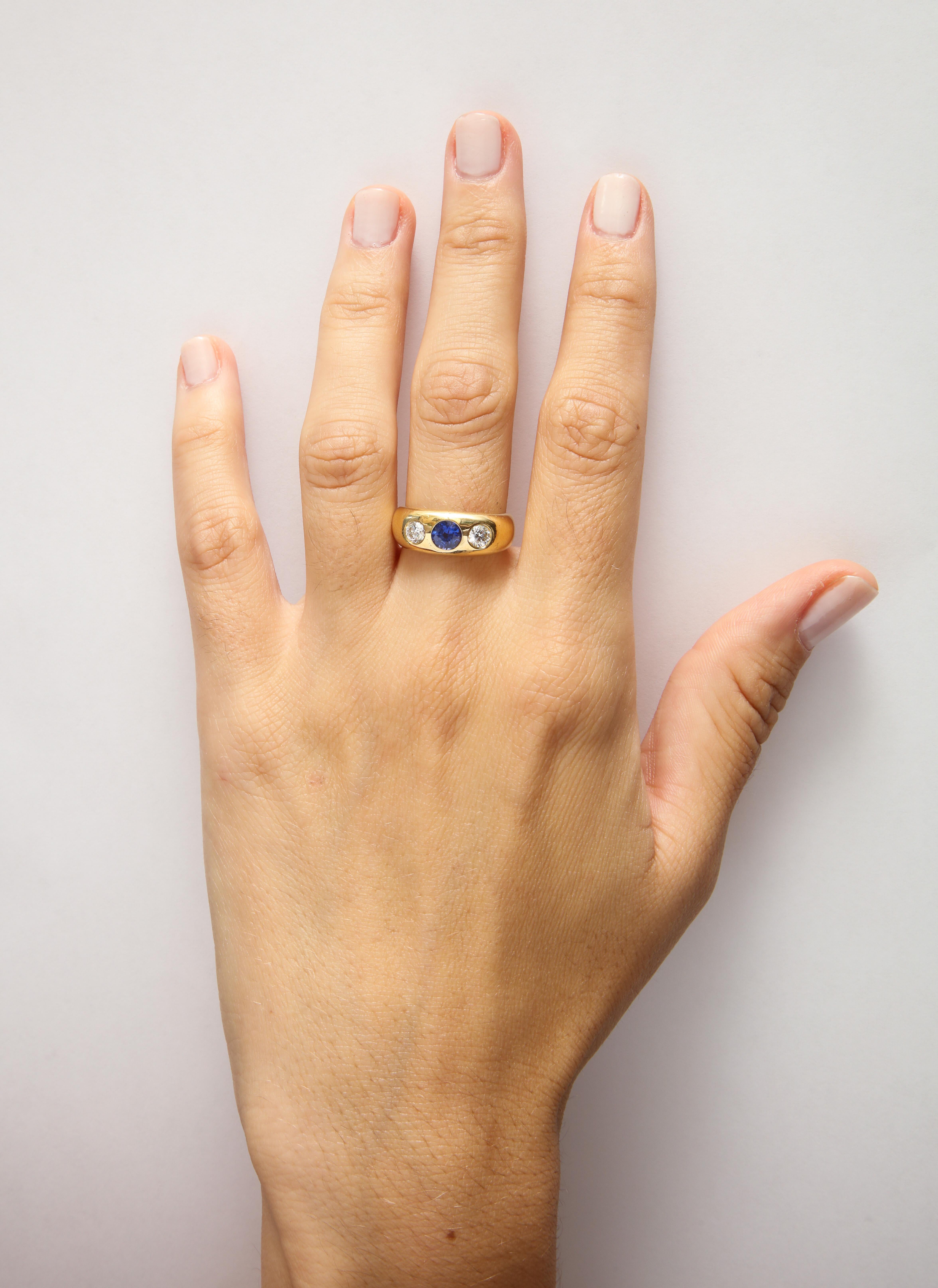 Vintage Art Deco Sapphire and Diamond Gypsy Set Ring 3