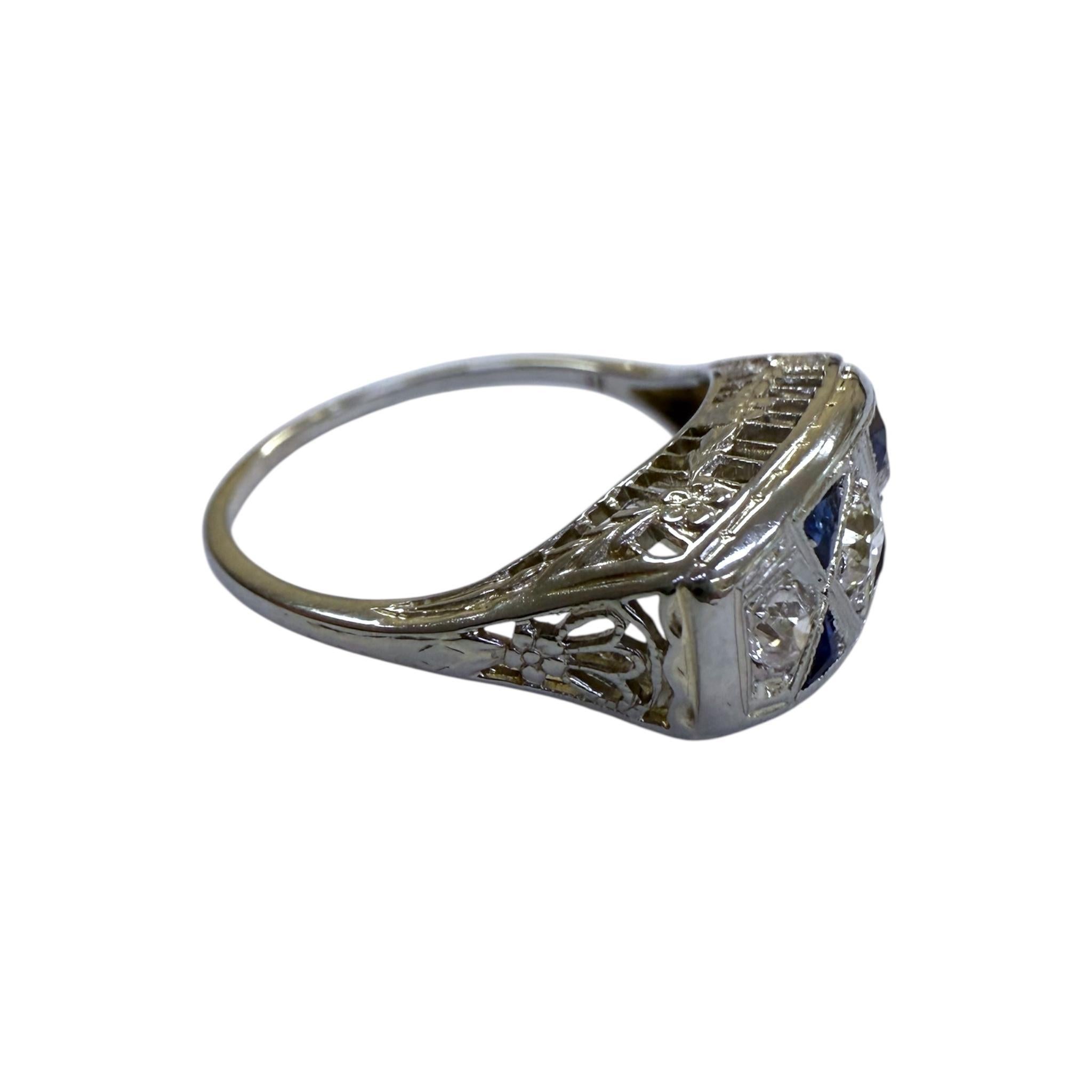 Vintage Art Deco Sapphire & Diamond Cocktail Ring 18K White Gold im Angebot 2