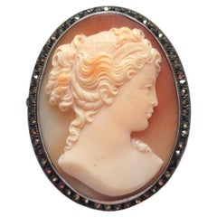 Vintage Art Deco Shell Cameo Brooch Young Lady