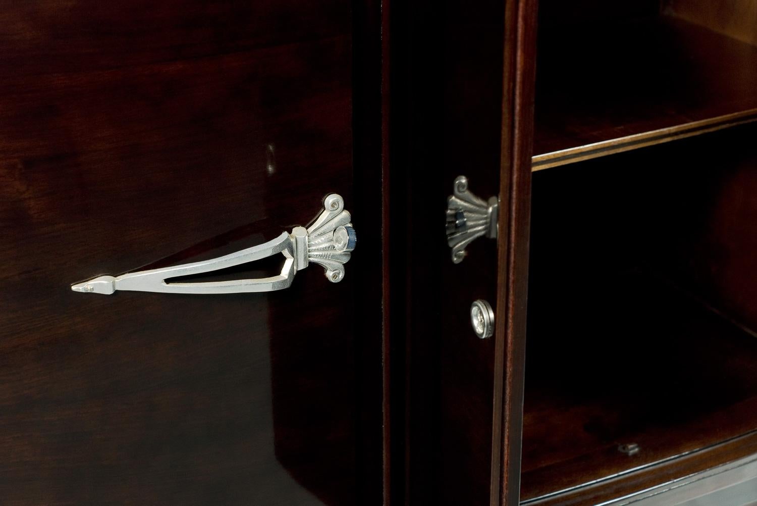 XX secolo Credenza Art Déco d'epoca con inserti cromati, anni '30 in vendita