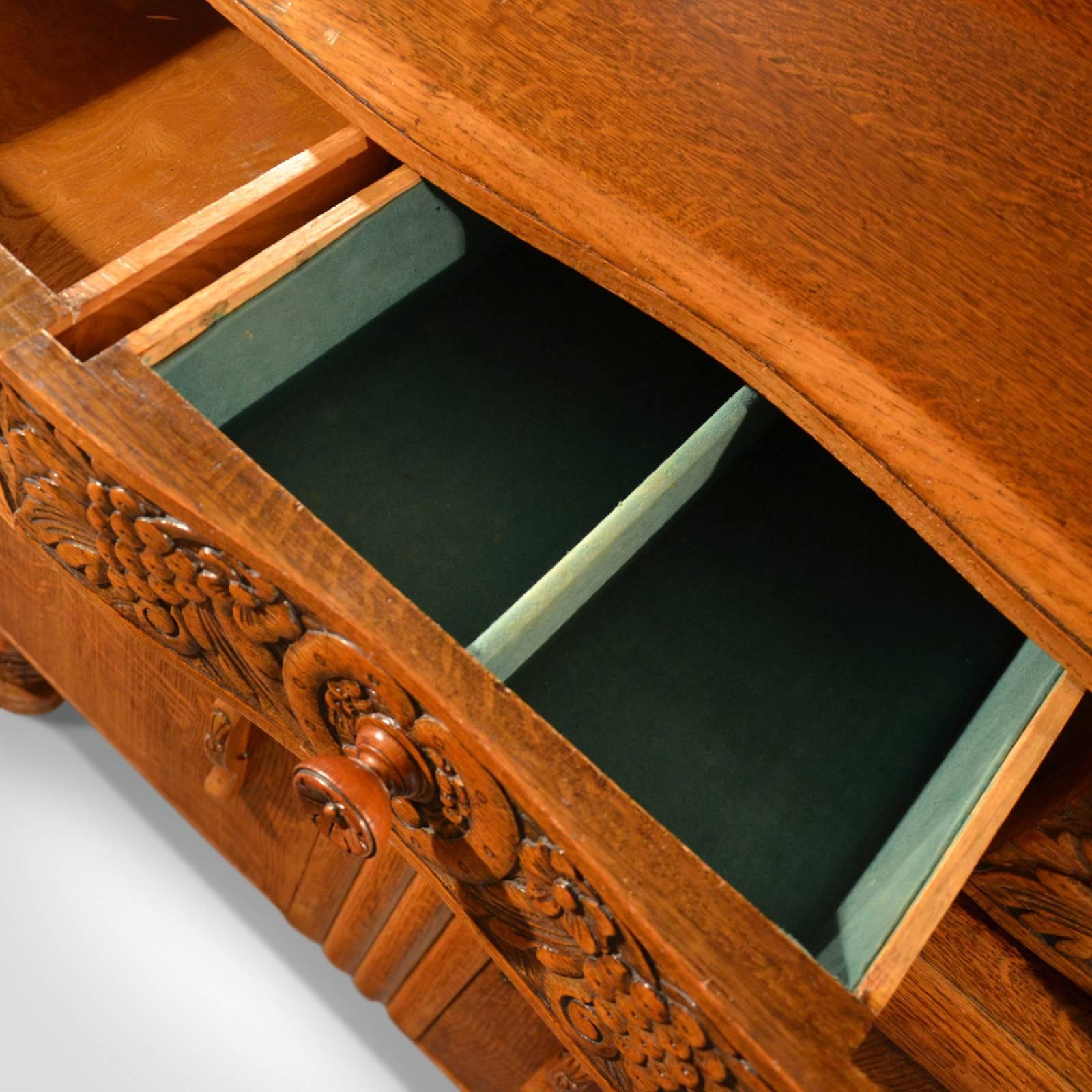Vintage Art Deco Sideboard:: Englischer Buffetschrank:: Eiche:: um 1940 4