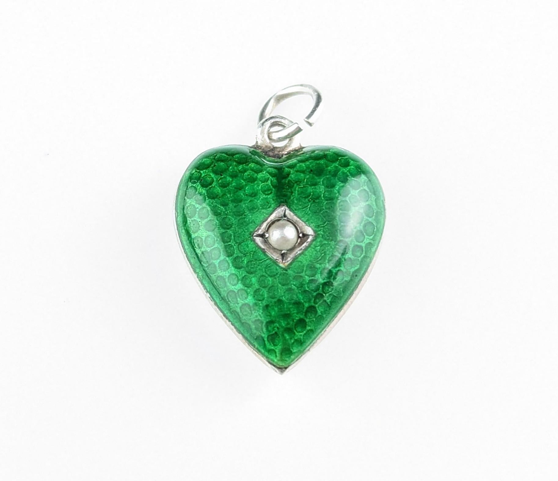 Vintage Art Deco Silver and Green Enamel Heart Pendant, Seed Pearl 6