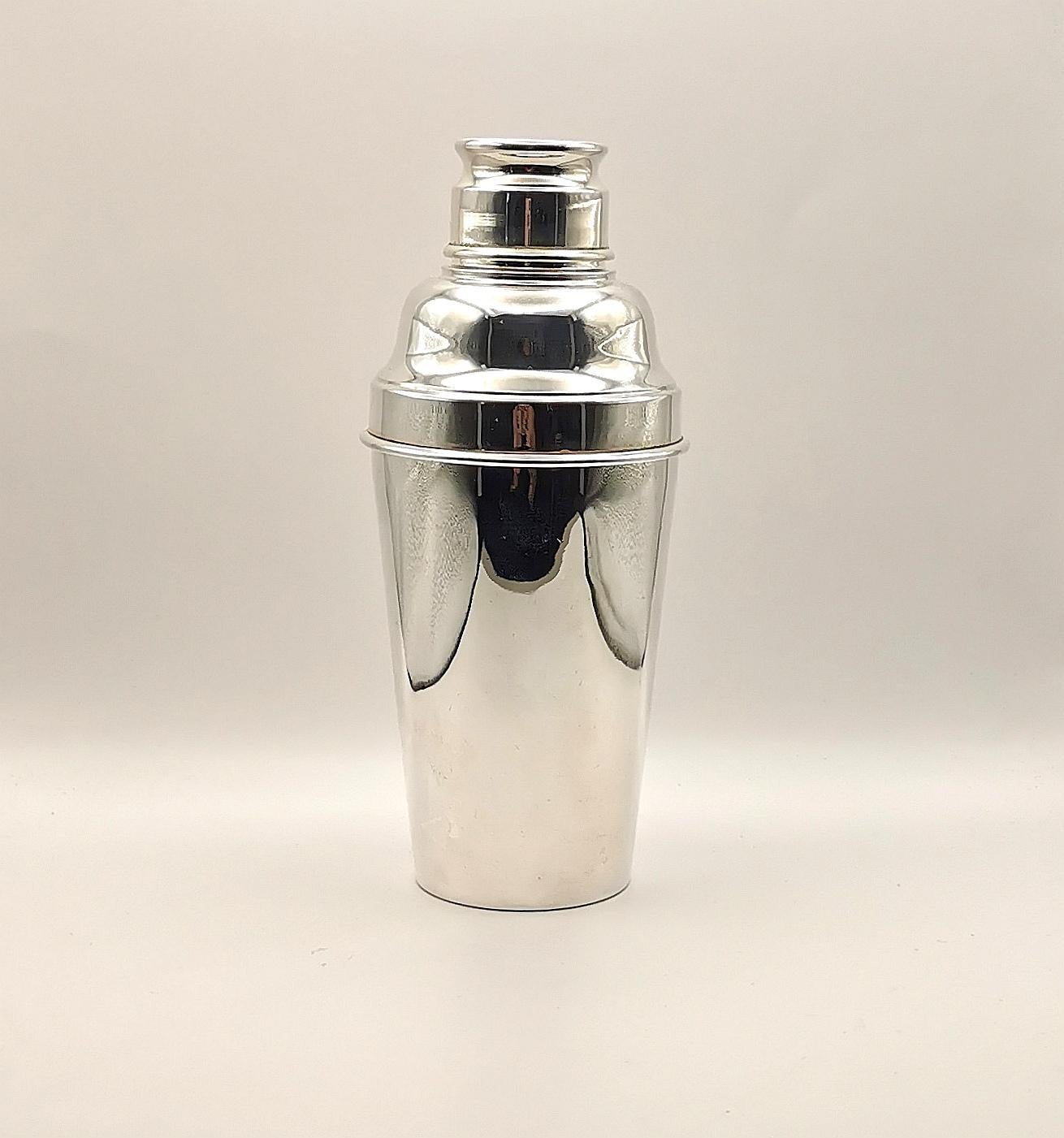 English Vintage Art Deco silver plated cocktail shaker 